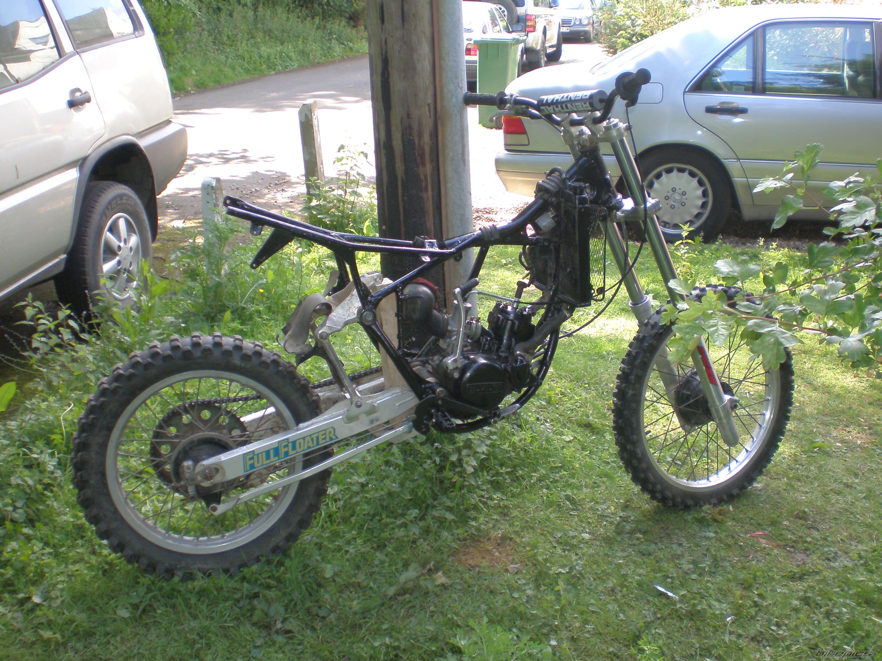 Bike Photo 936580