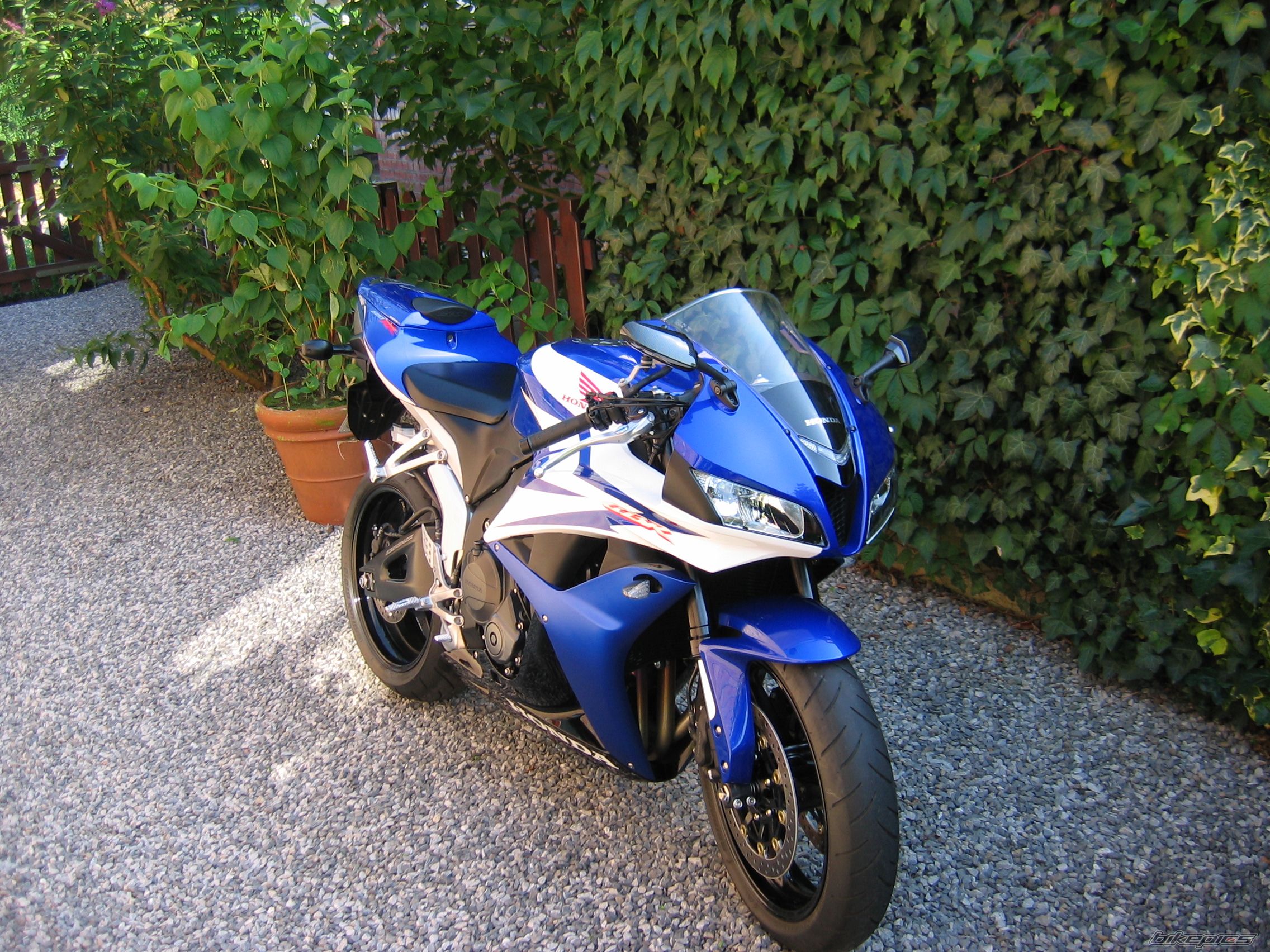 Bike Photo 936707