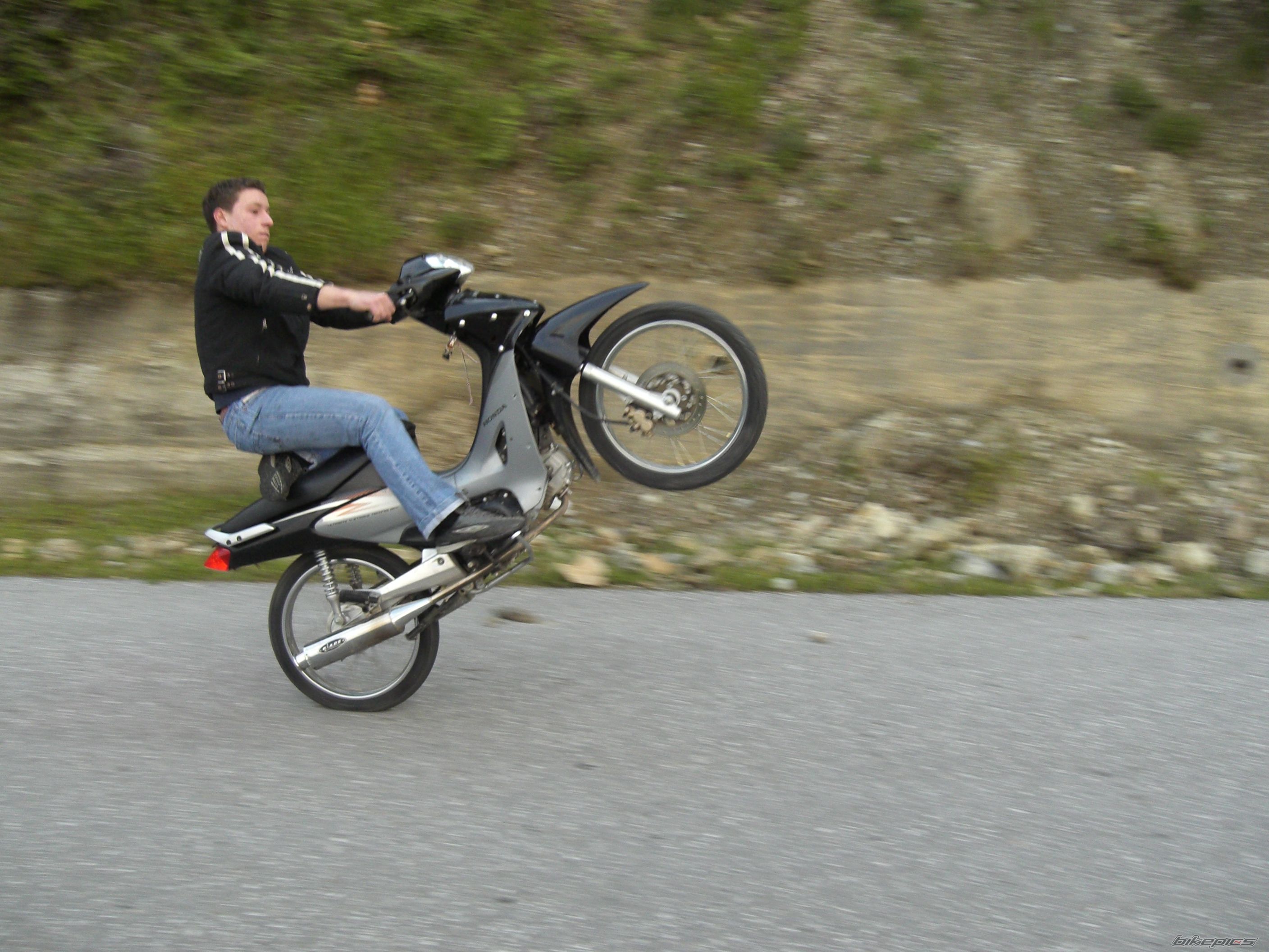Bike Photo 936798