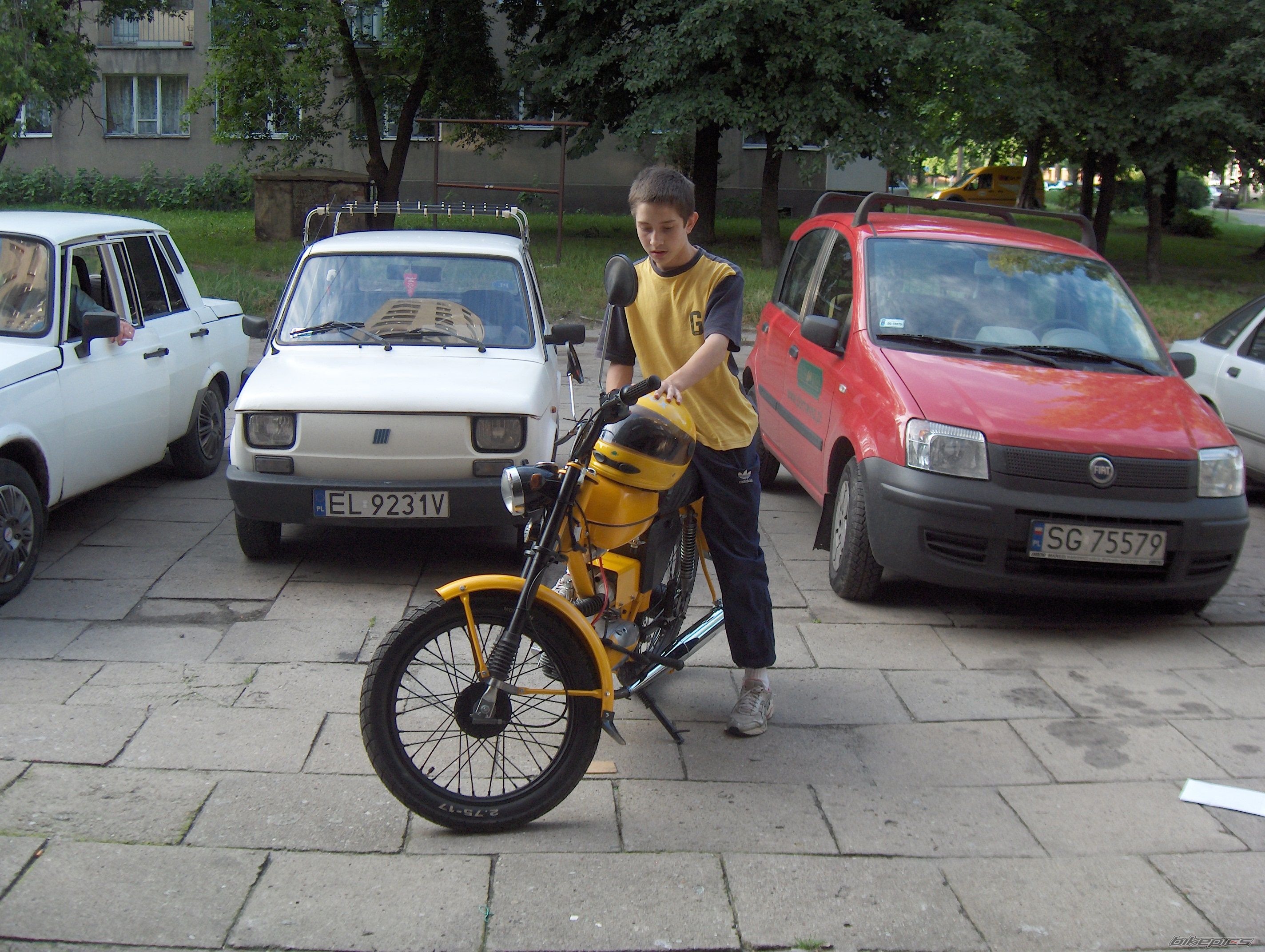 Bike Photo 937877