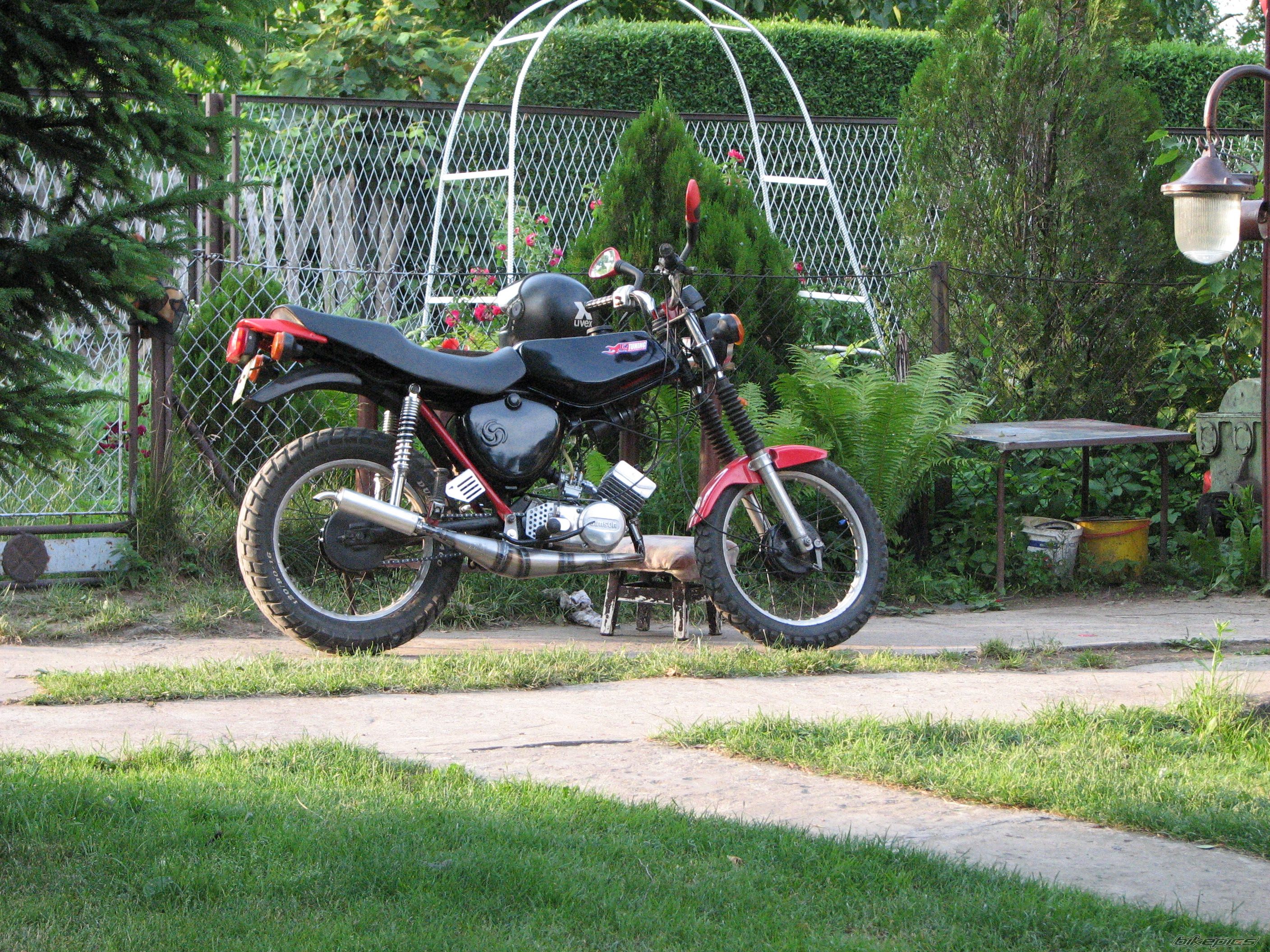 Bike Photo 939790