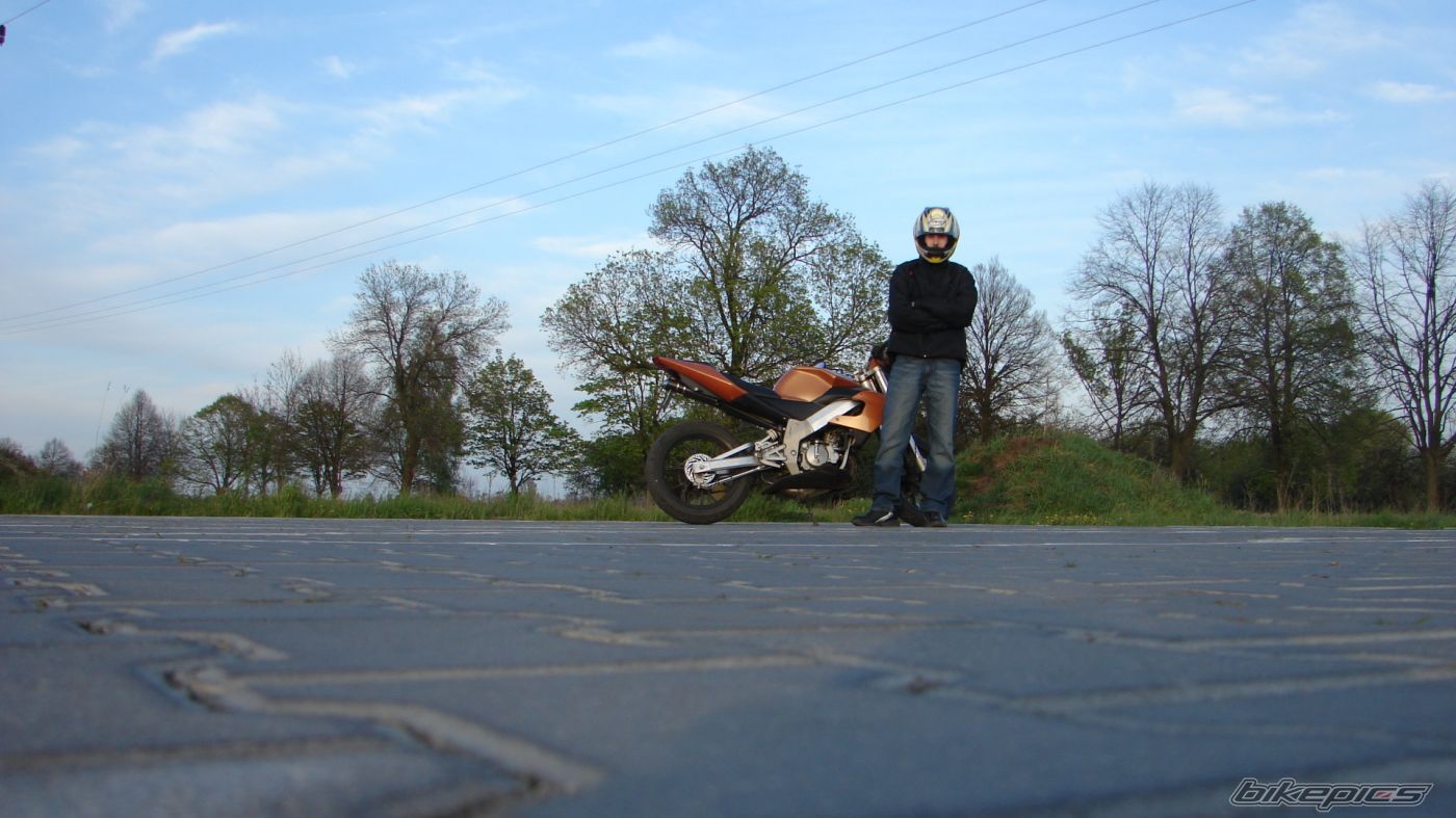 Bike Photo 939874