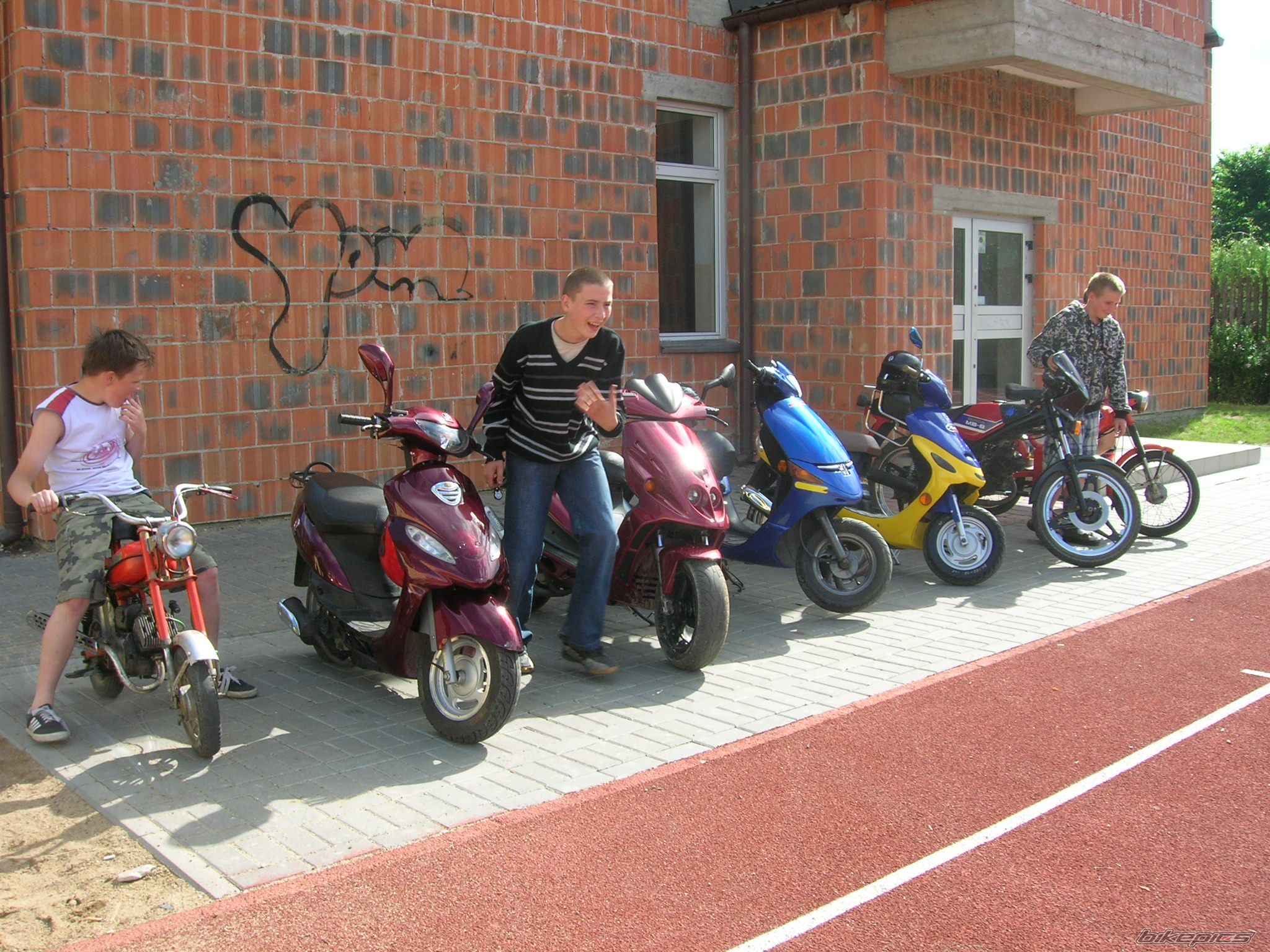 Bike Photo 940521
