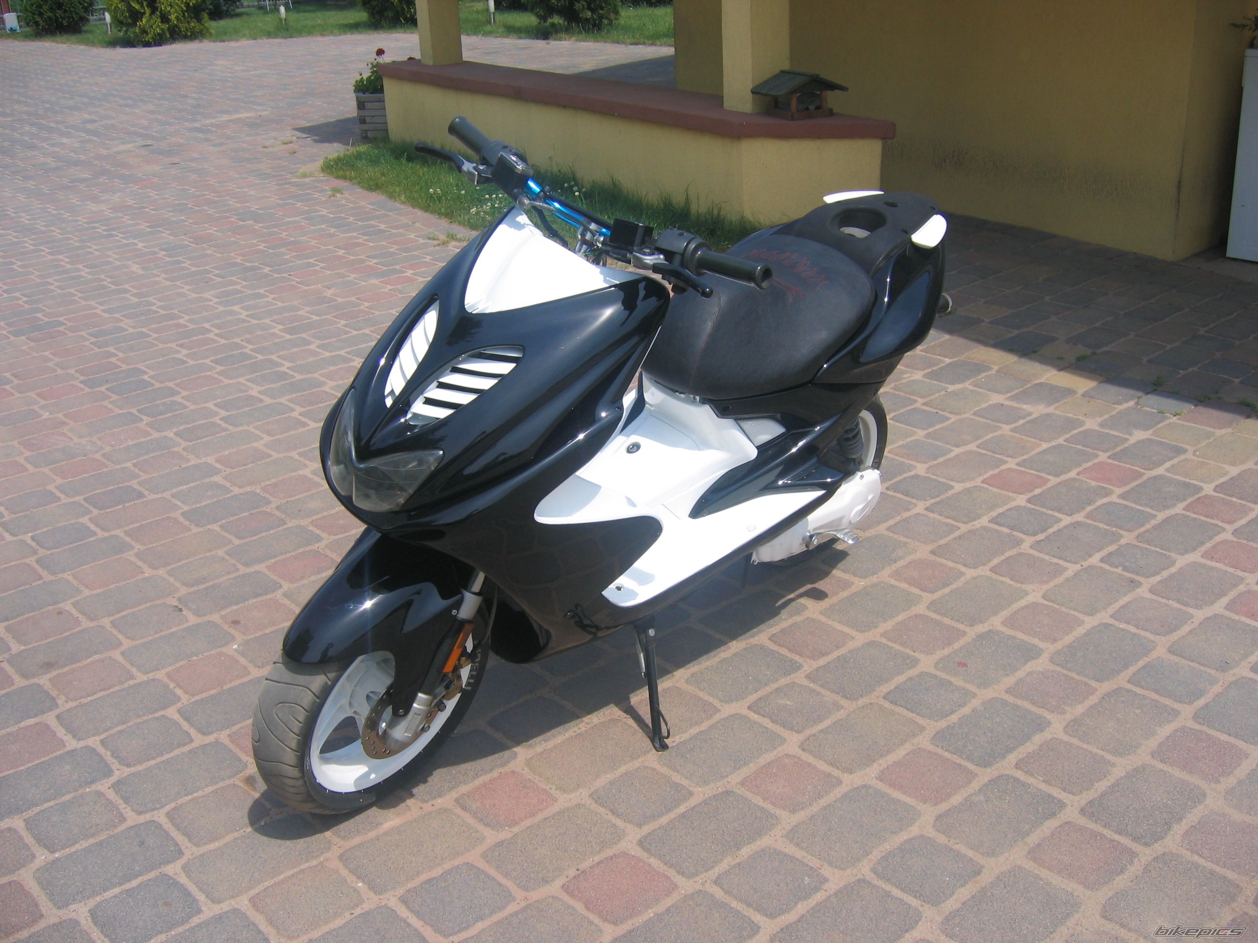 Bike Photo 940816