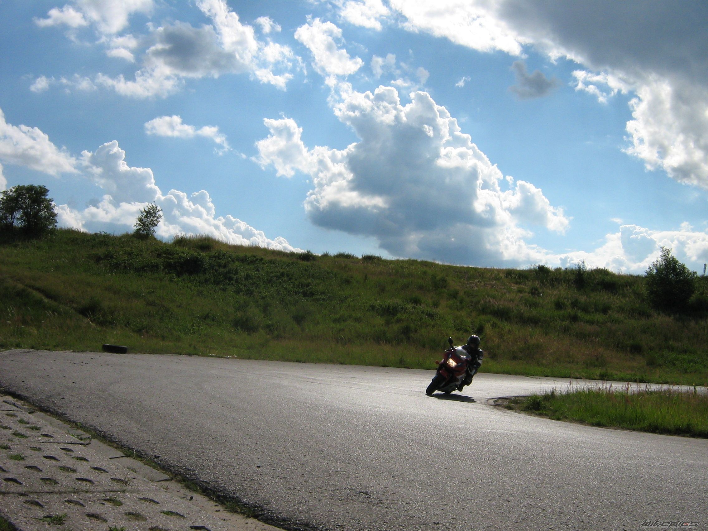Bike Photo 941978