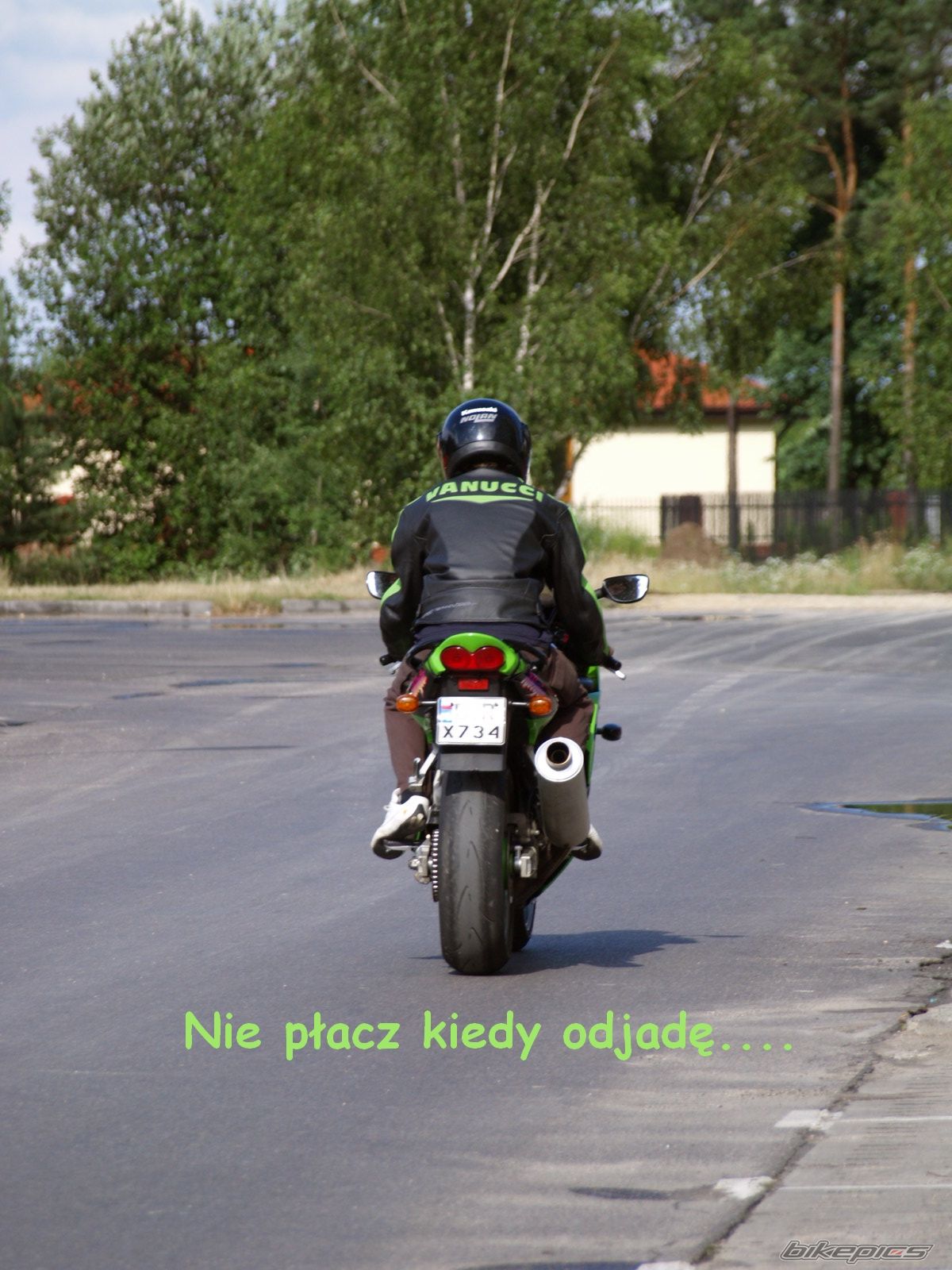 Photo 942919