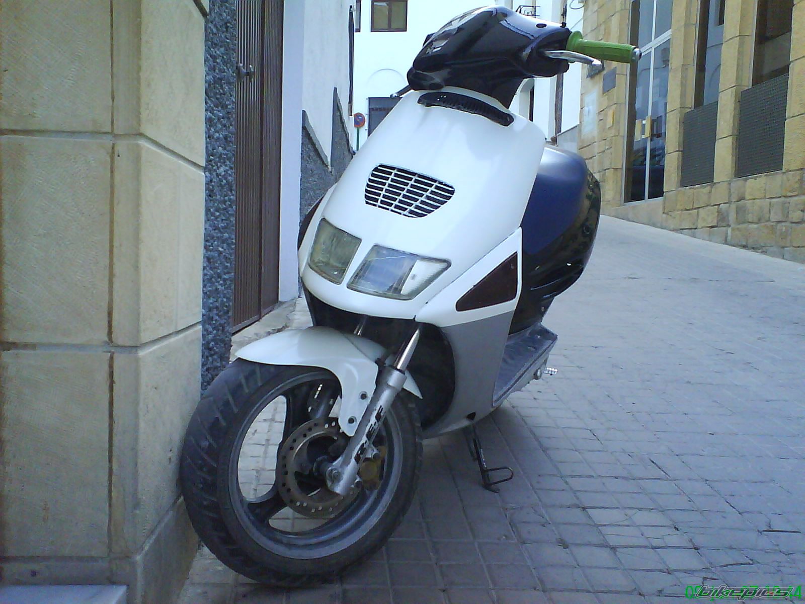 Photo 943382