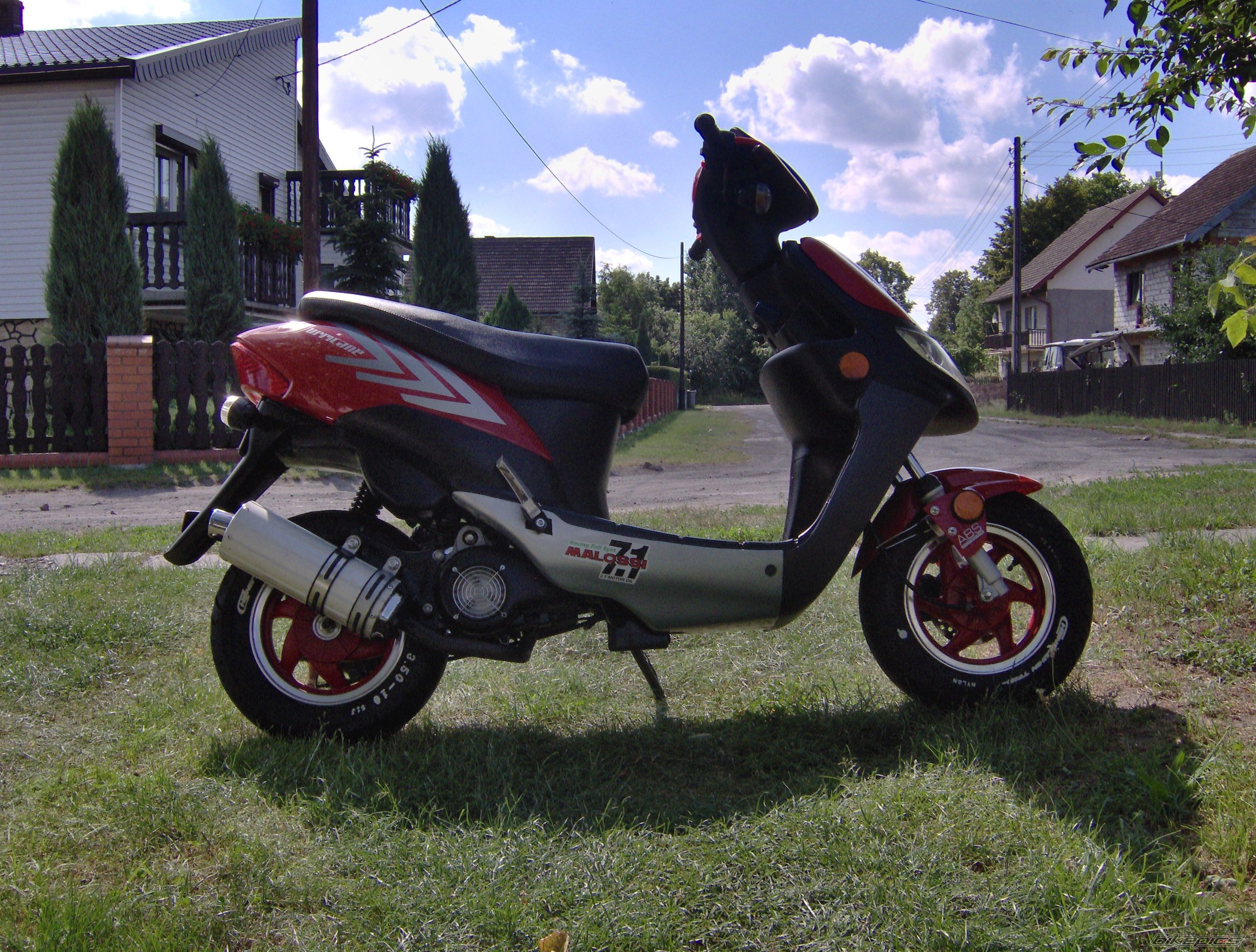 Bike Photo 943541