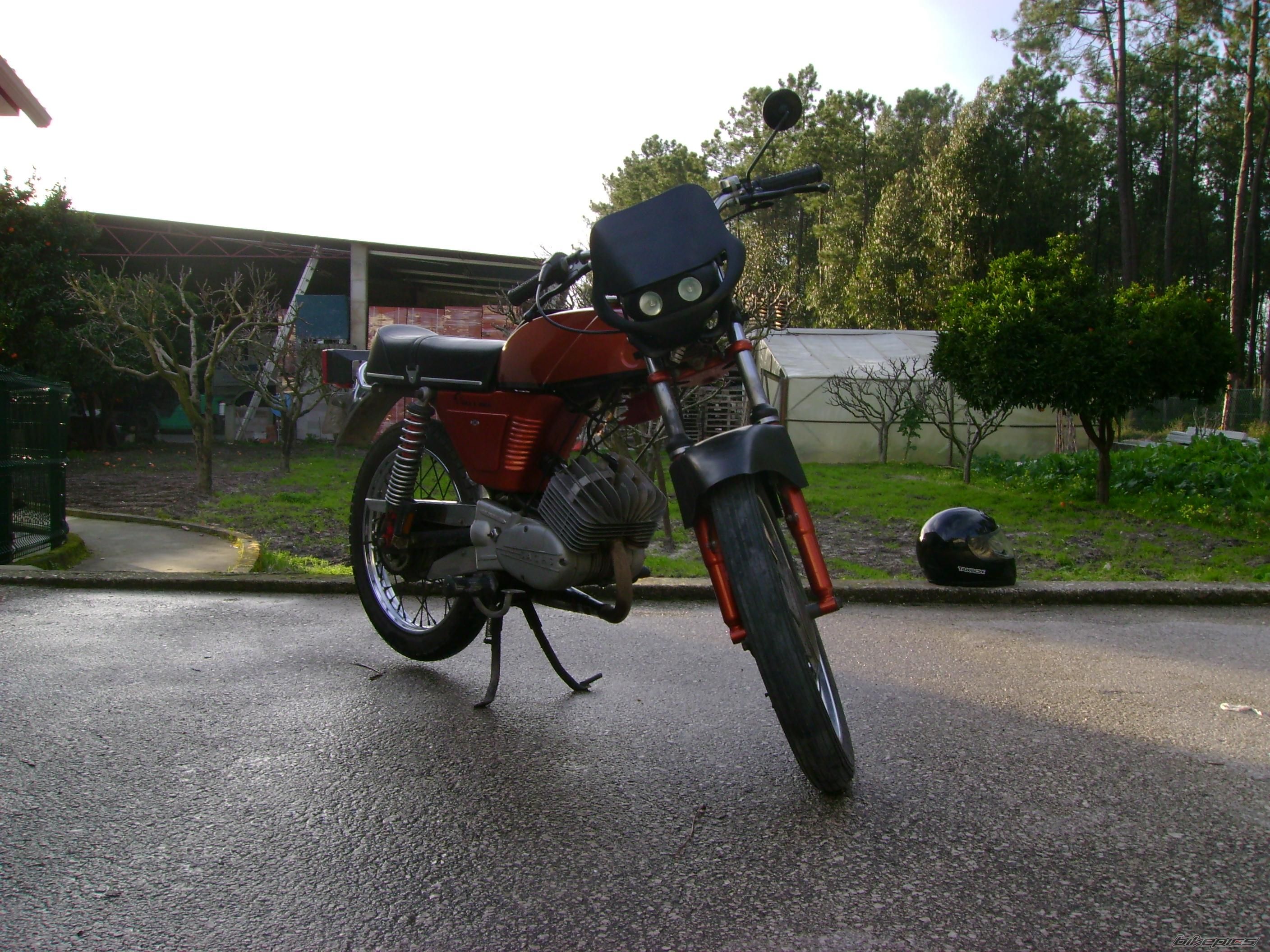 Photo 943654