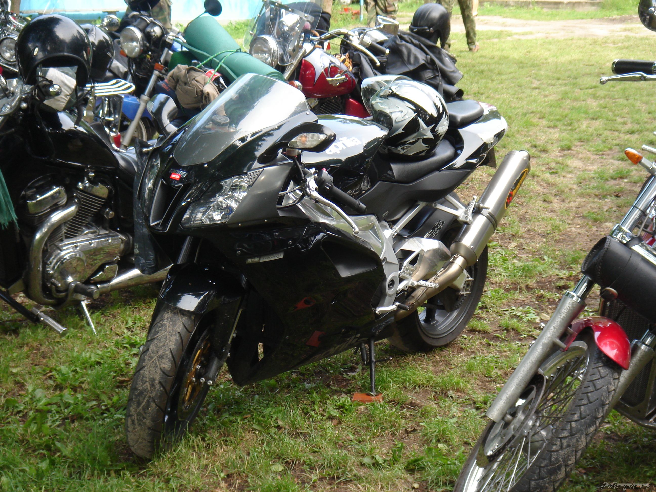 Photo 943771