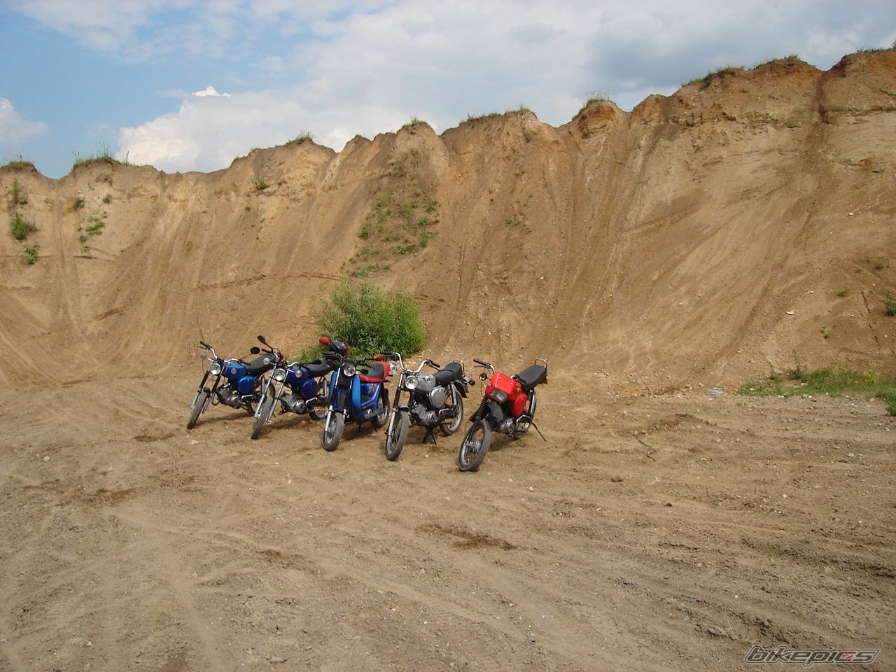 Bike Photo 943834