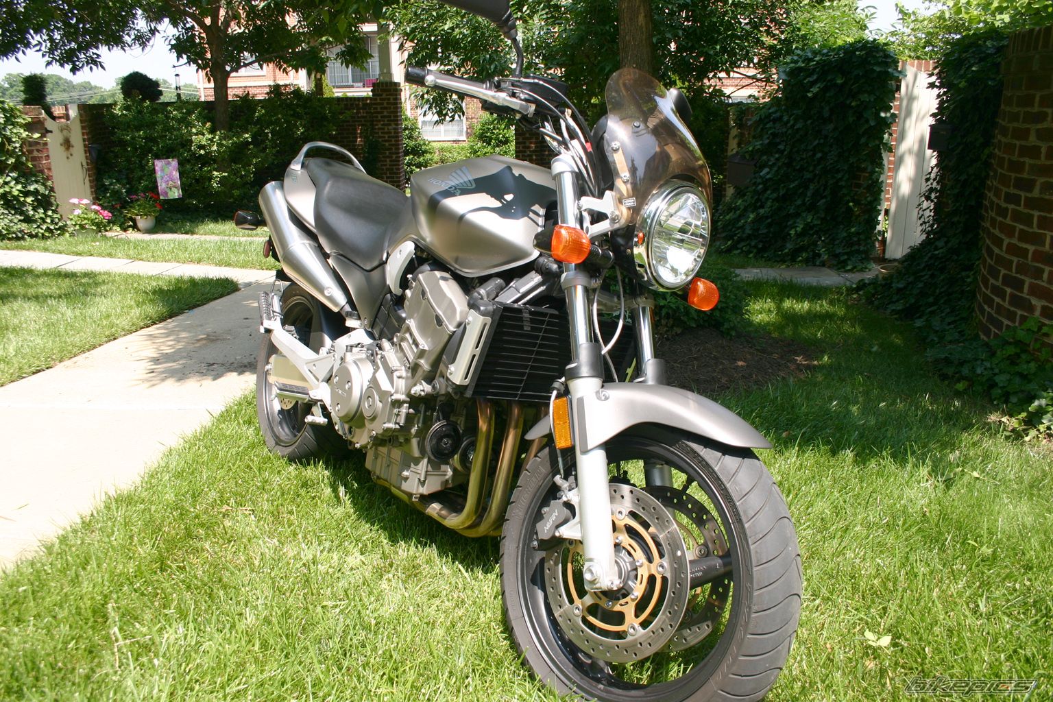 Bike Photo 943875