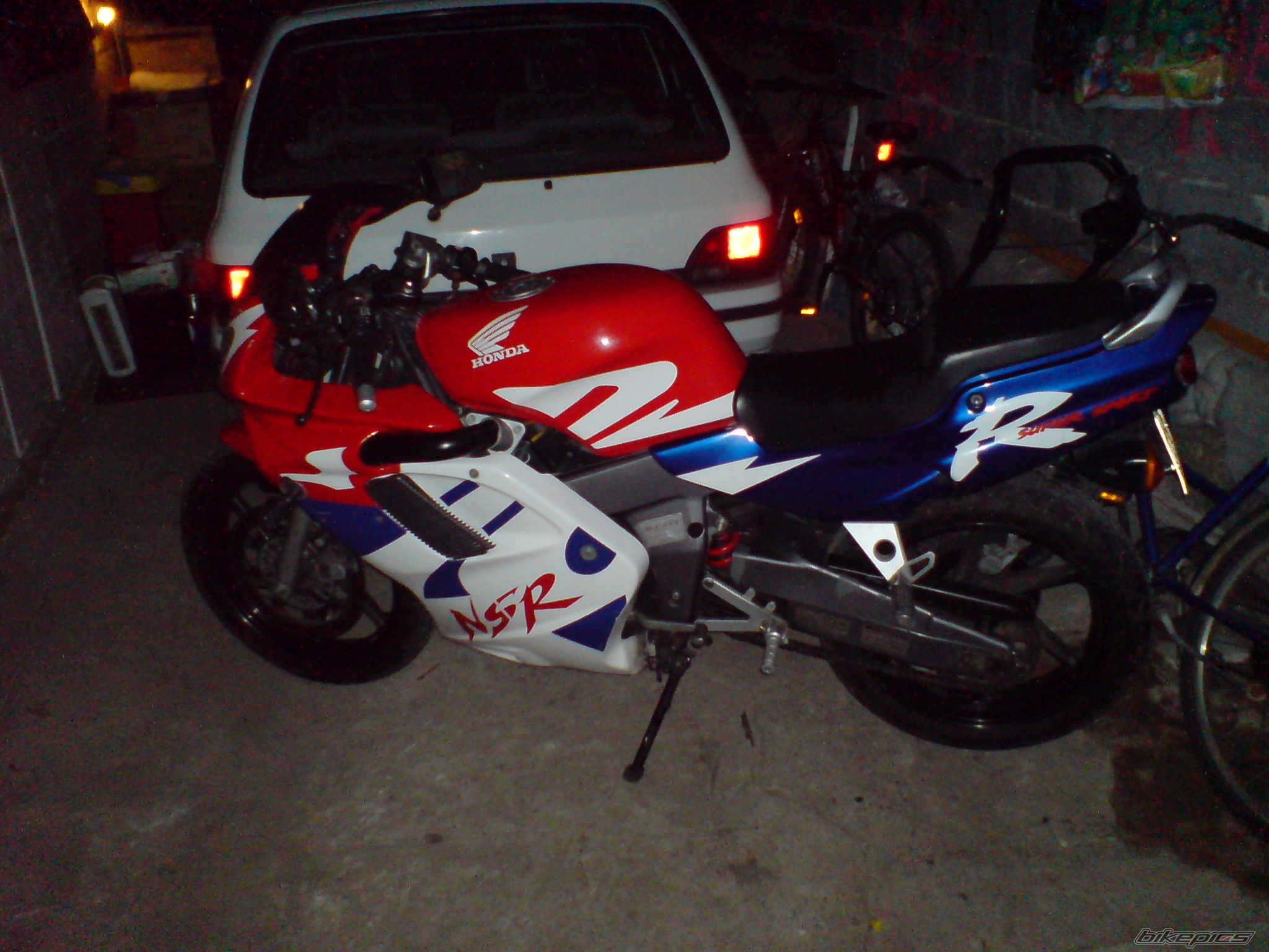 Photo 944073