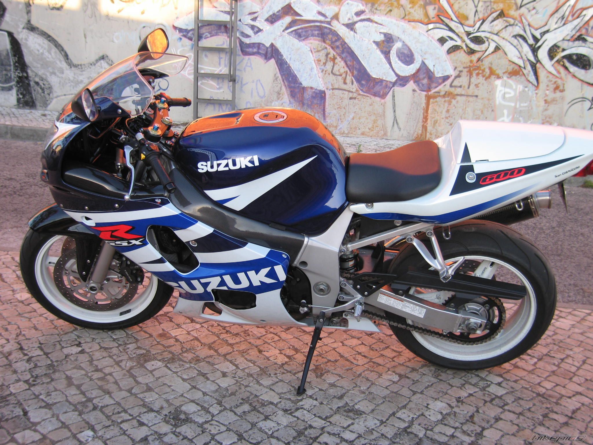 Bike Photo 945673