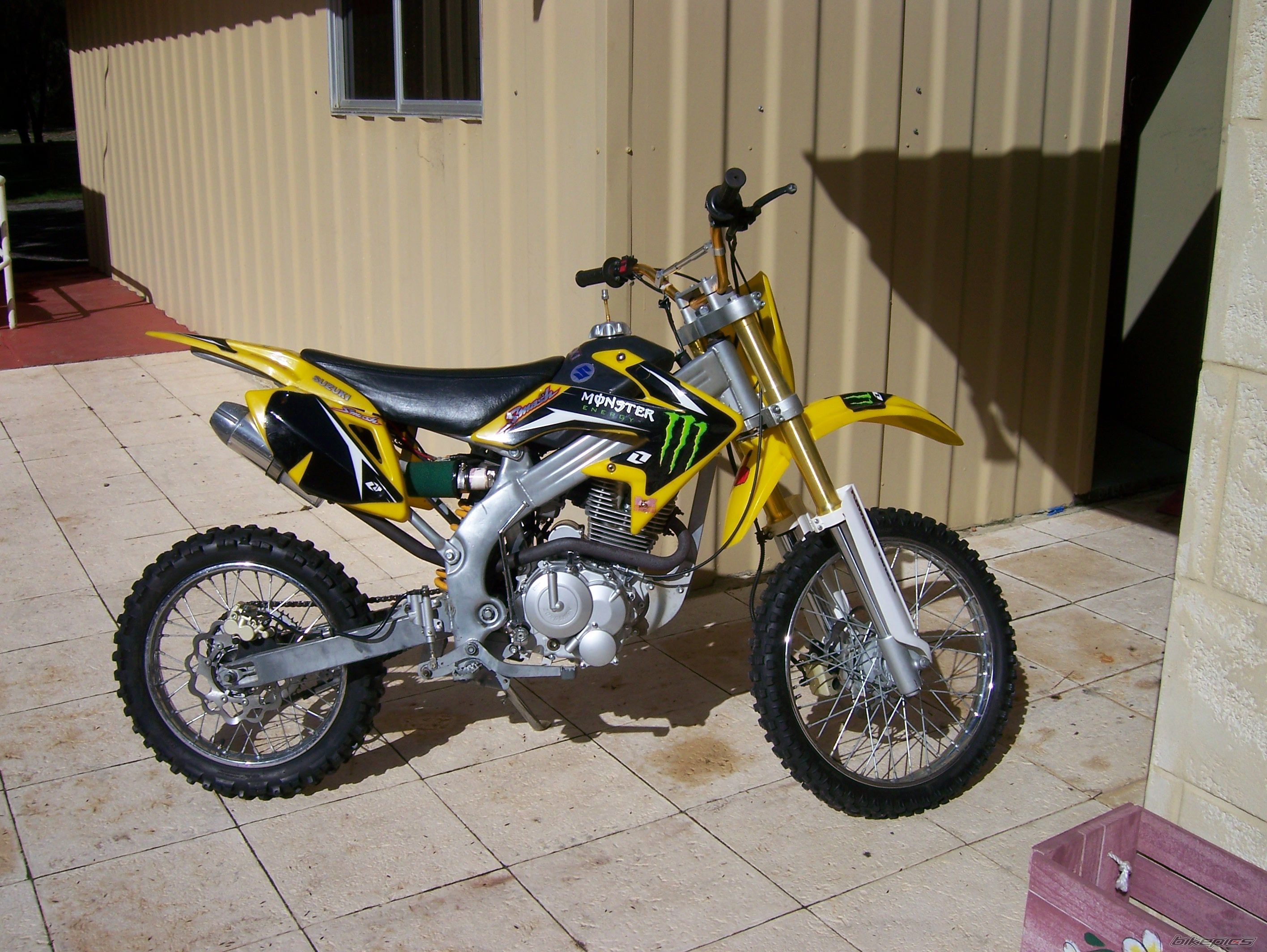 Bike Photo 946053
