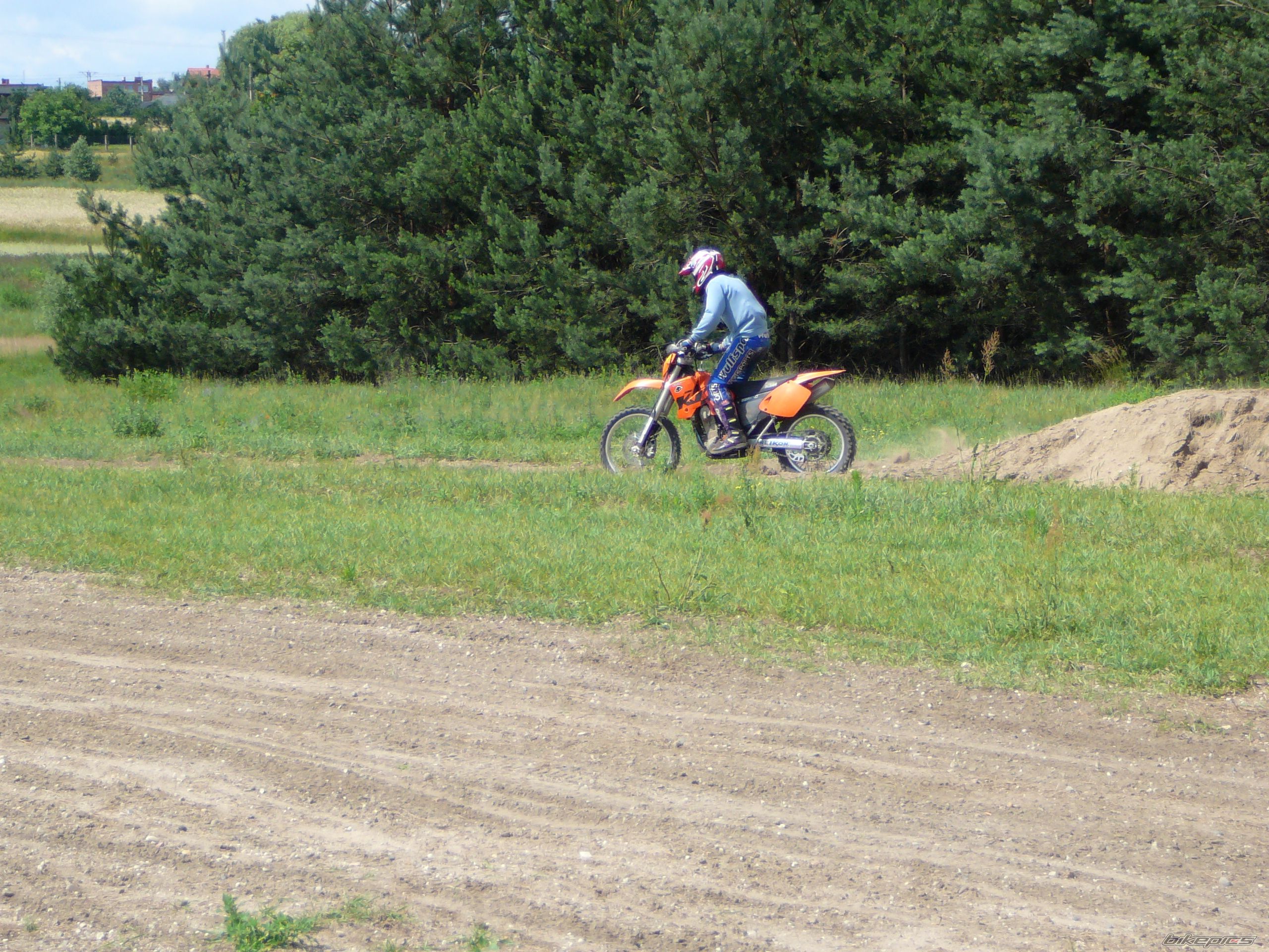 Bike Photo 946747