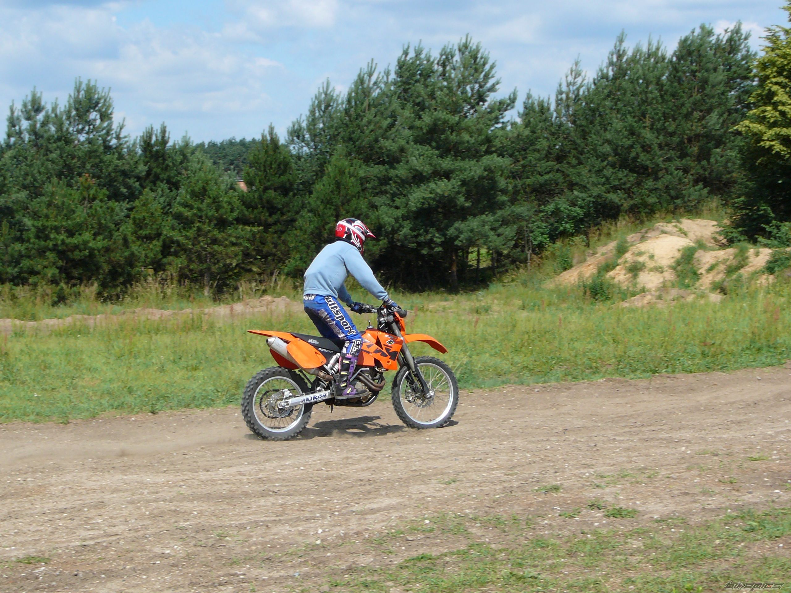 Bike Photo 946752