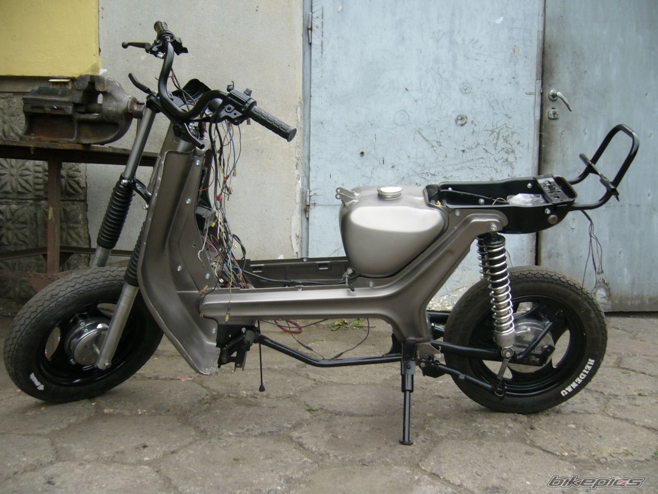 Bike Photo 949059