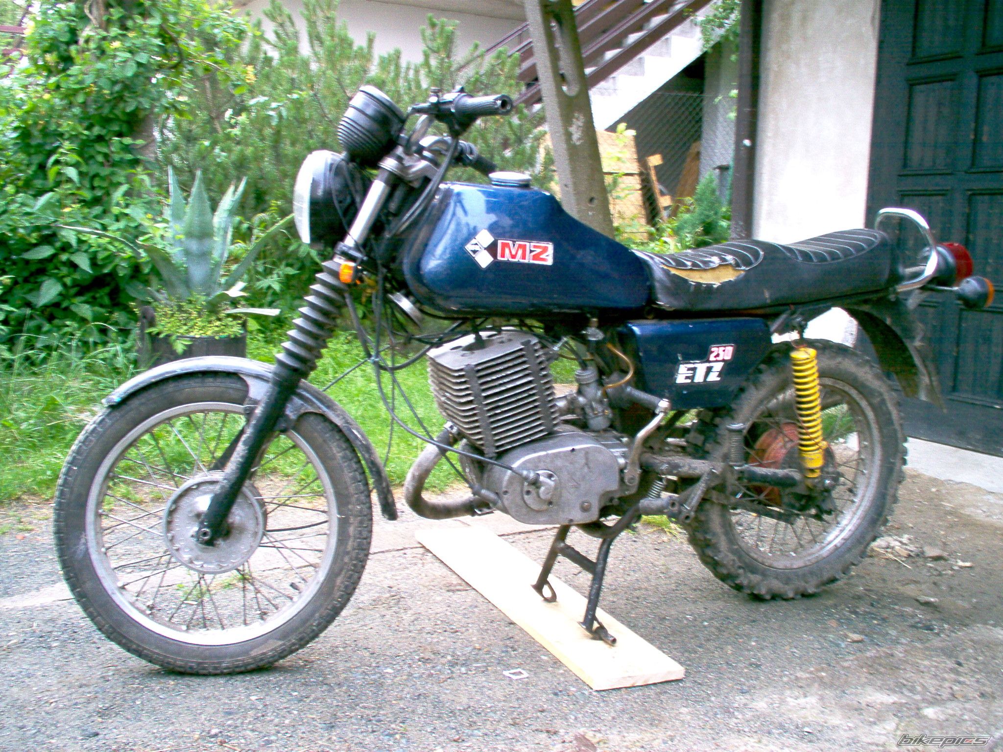 Bike Photo 949997