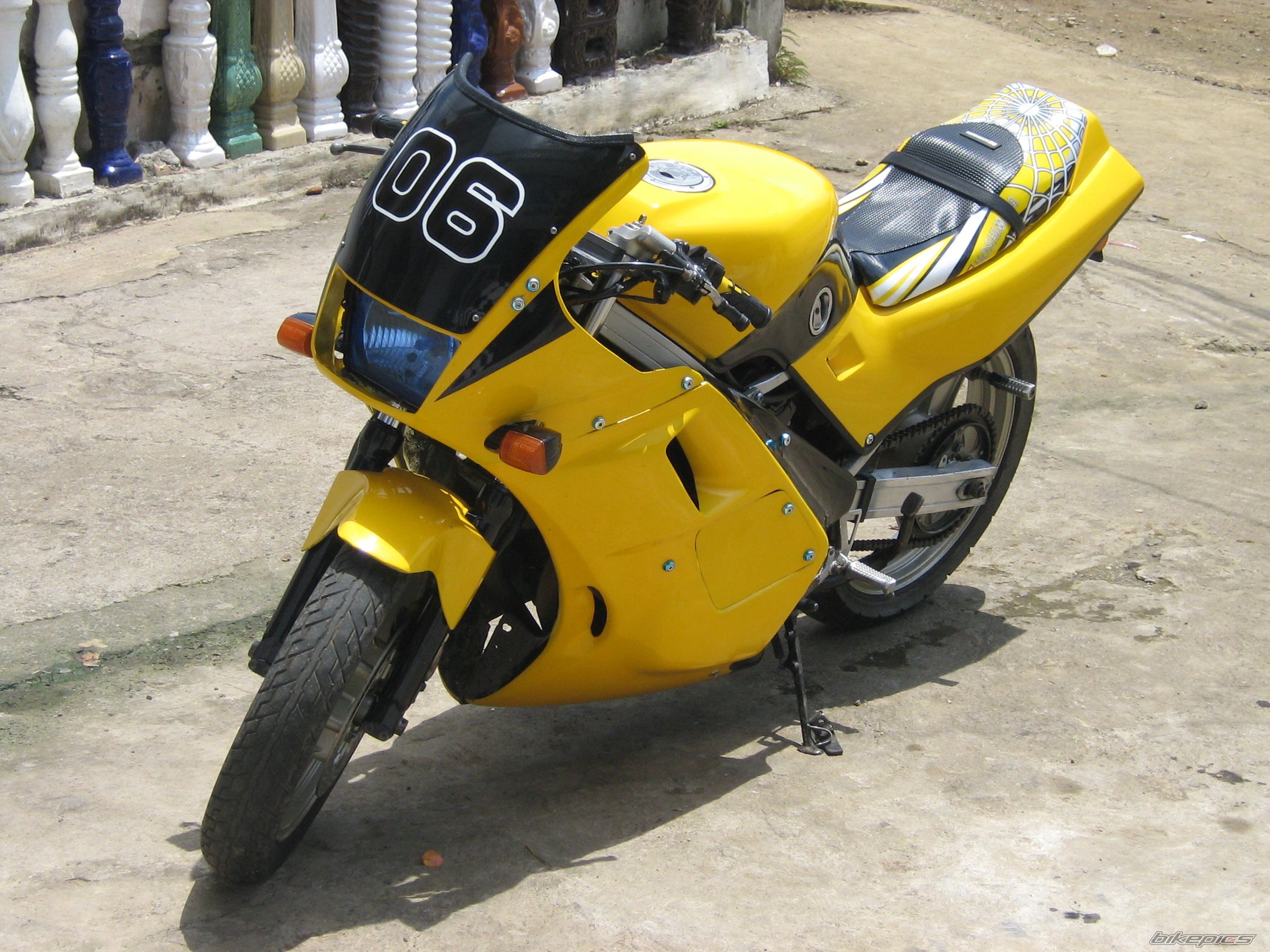 Bike Photo 950410