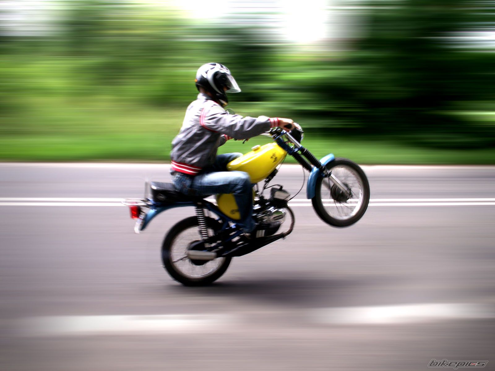 Bike Photo 950448