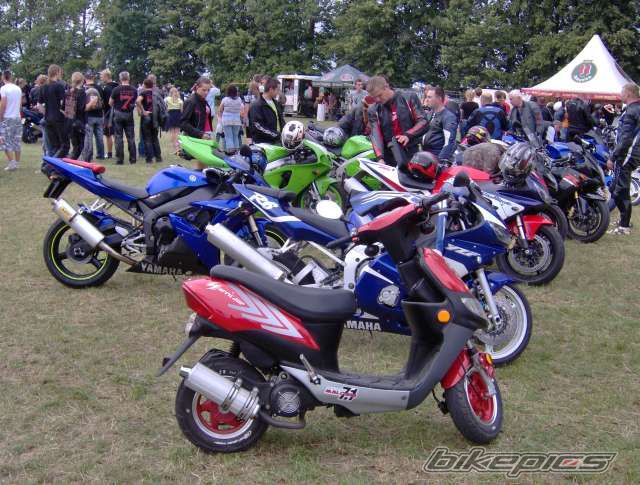 Bike Photo 950734