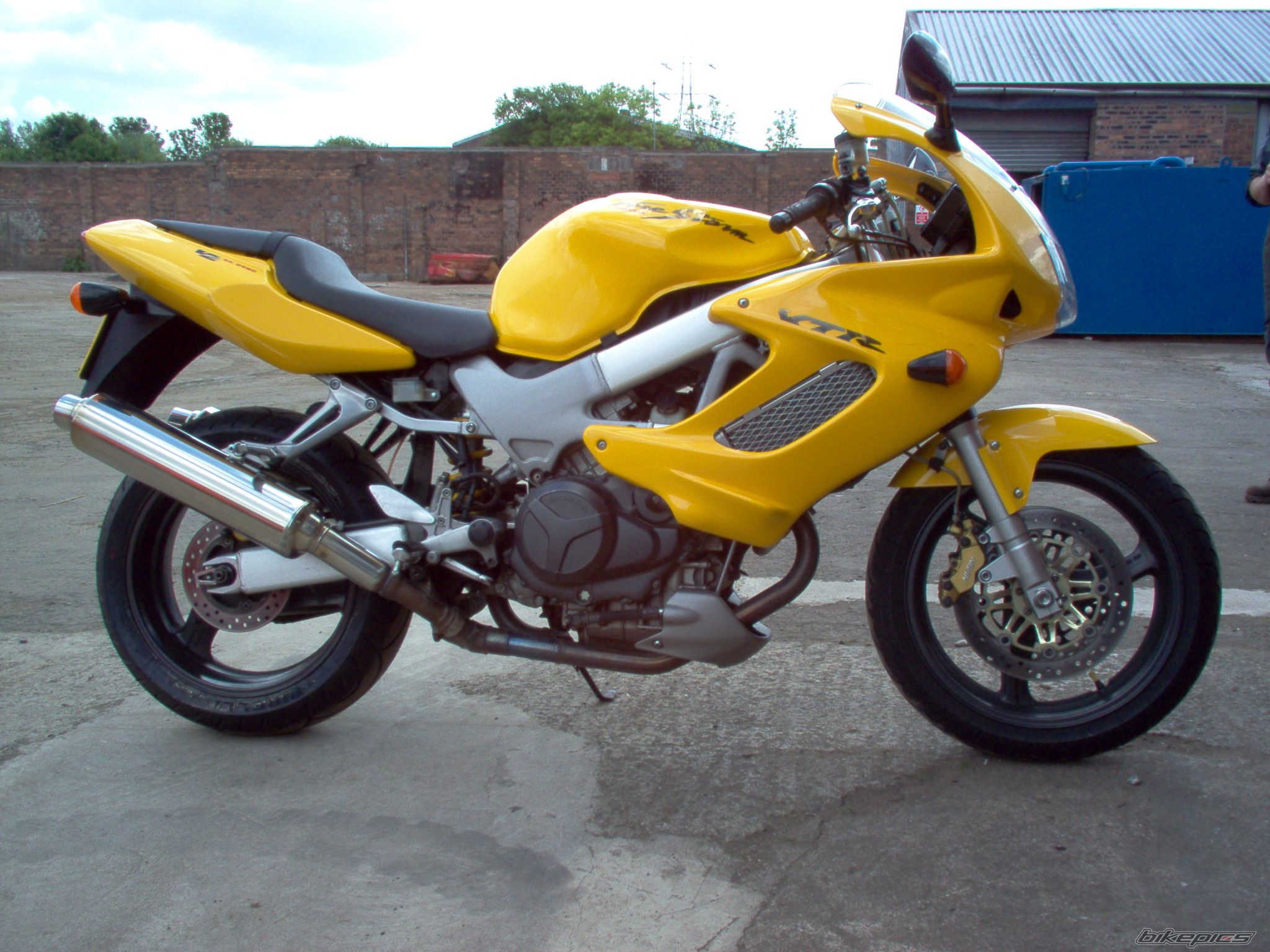 Bike Photo 950902