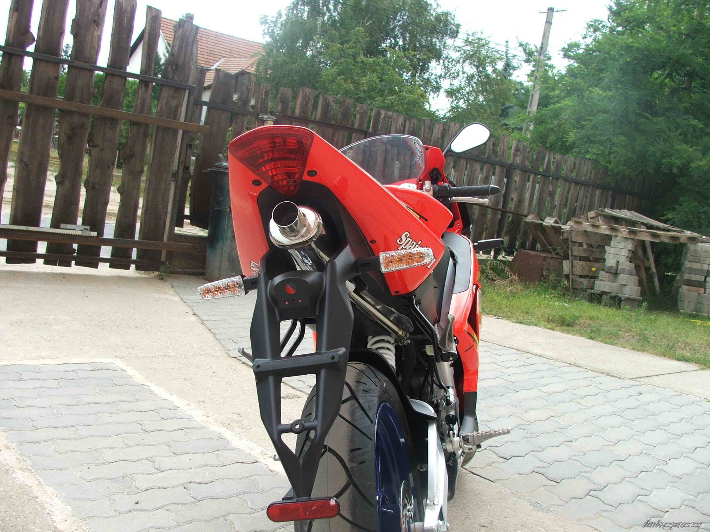 Photo 952625