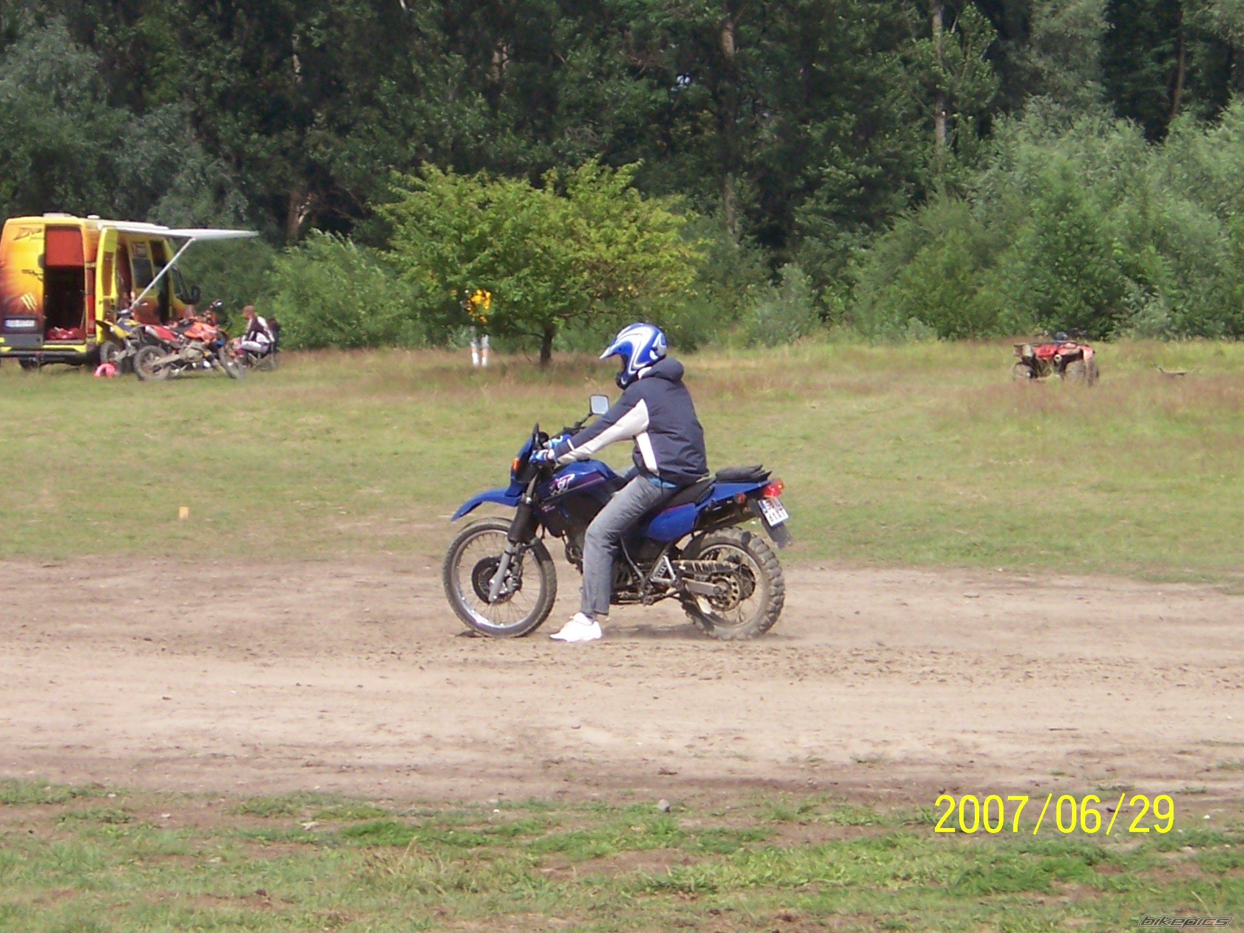Photo 953564