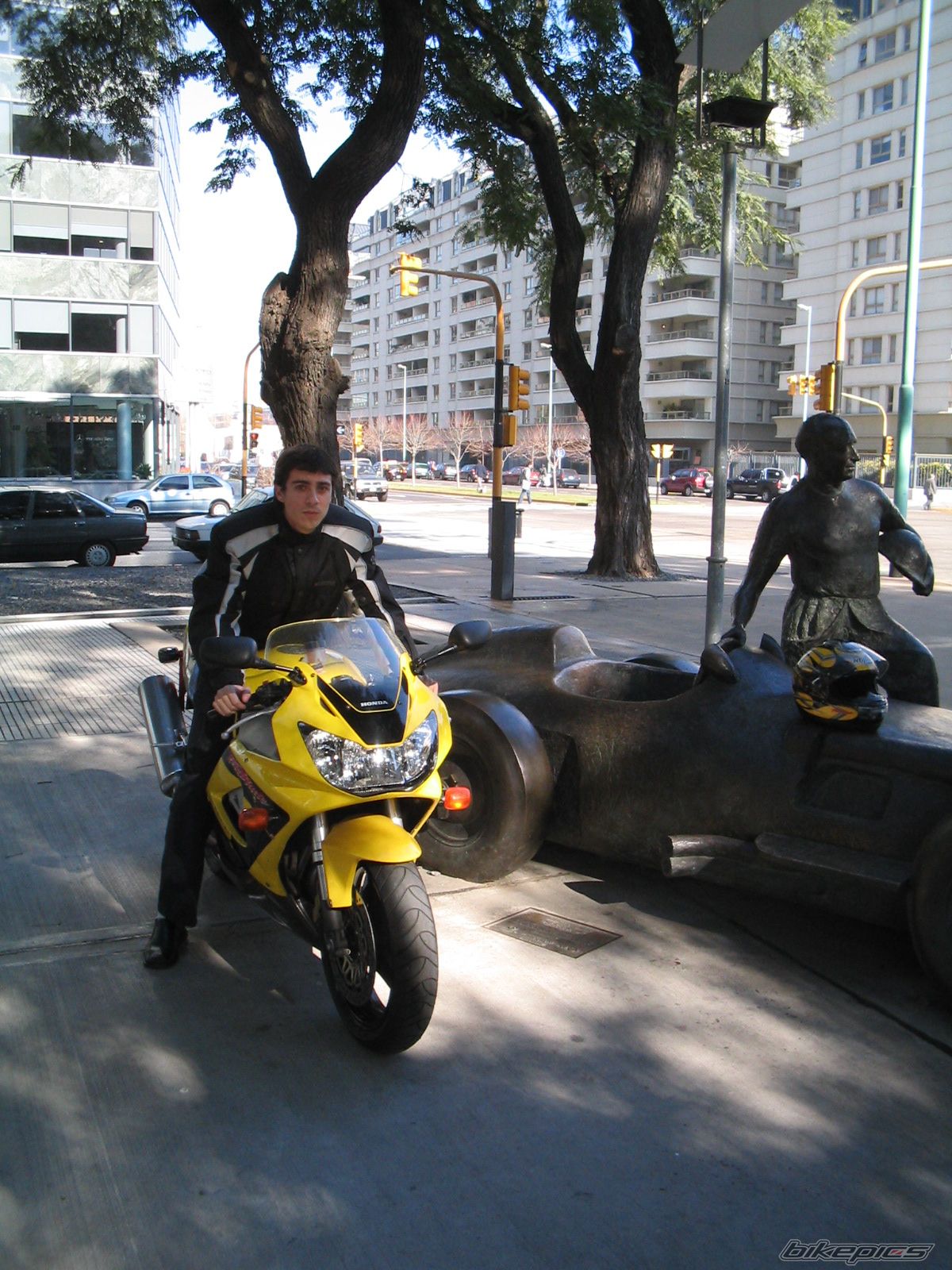 Photo 953740