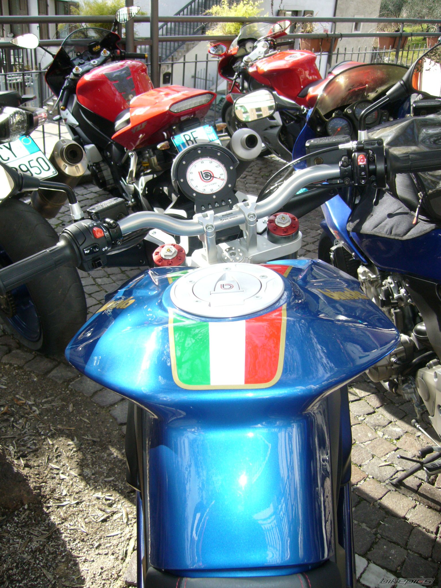 Bike Photo 953882
