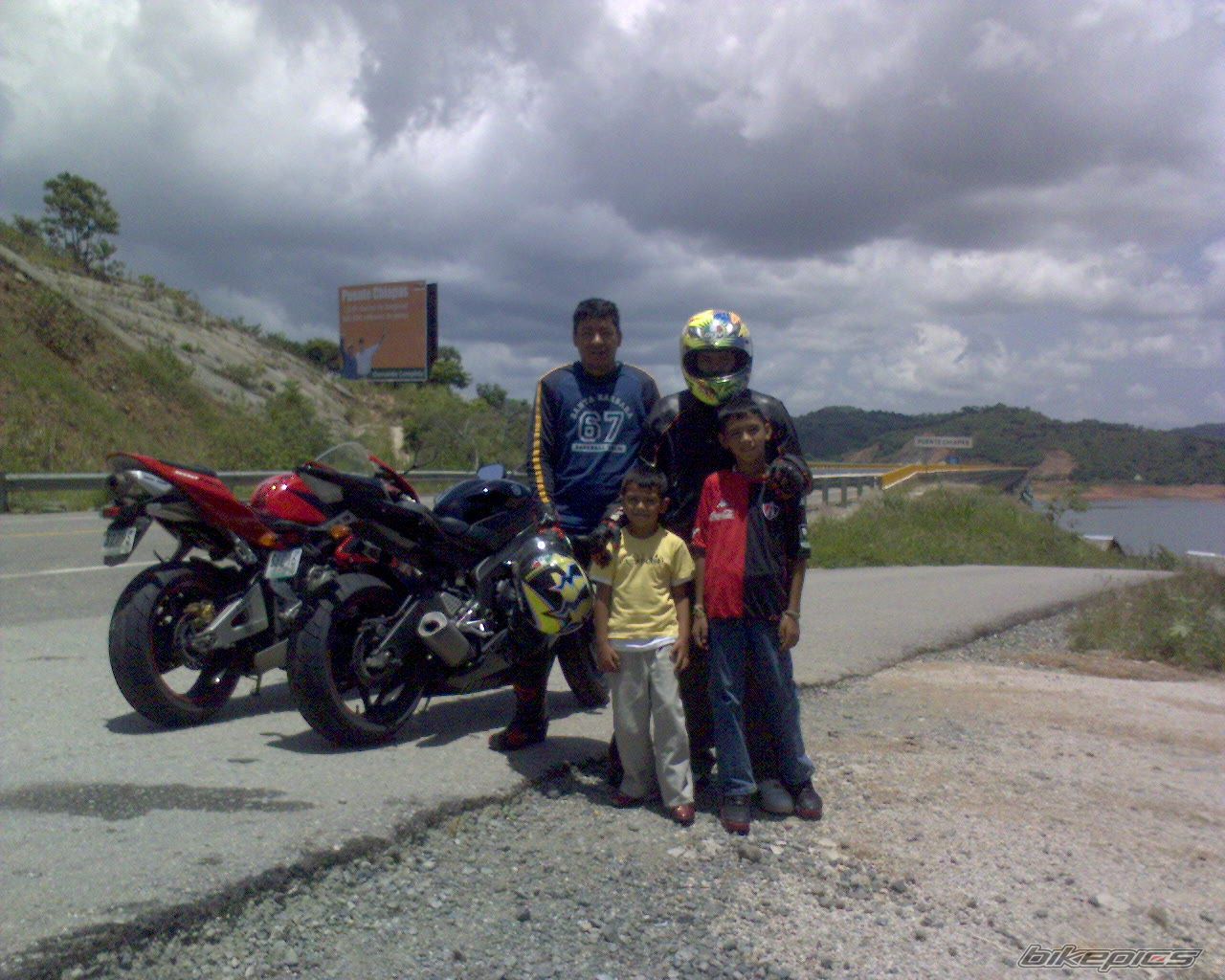 Photo 953915