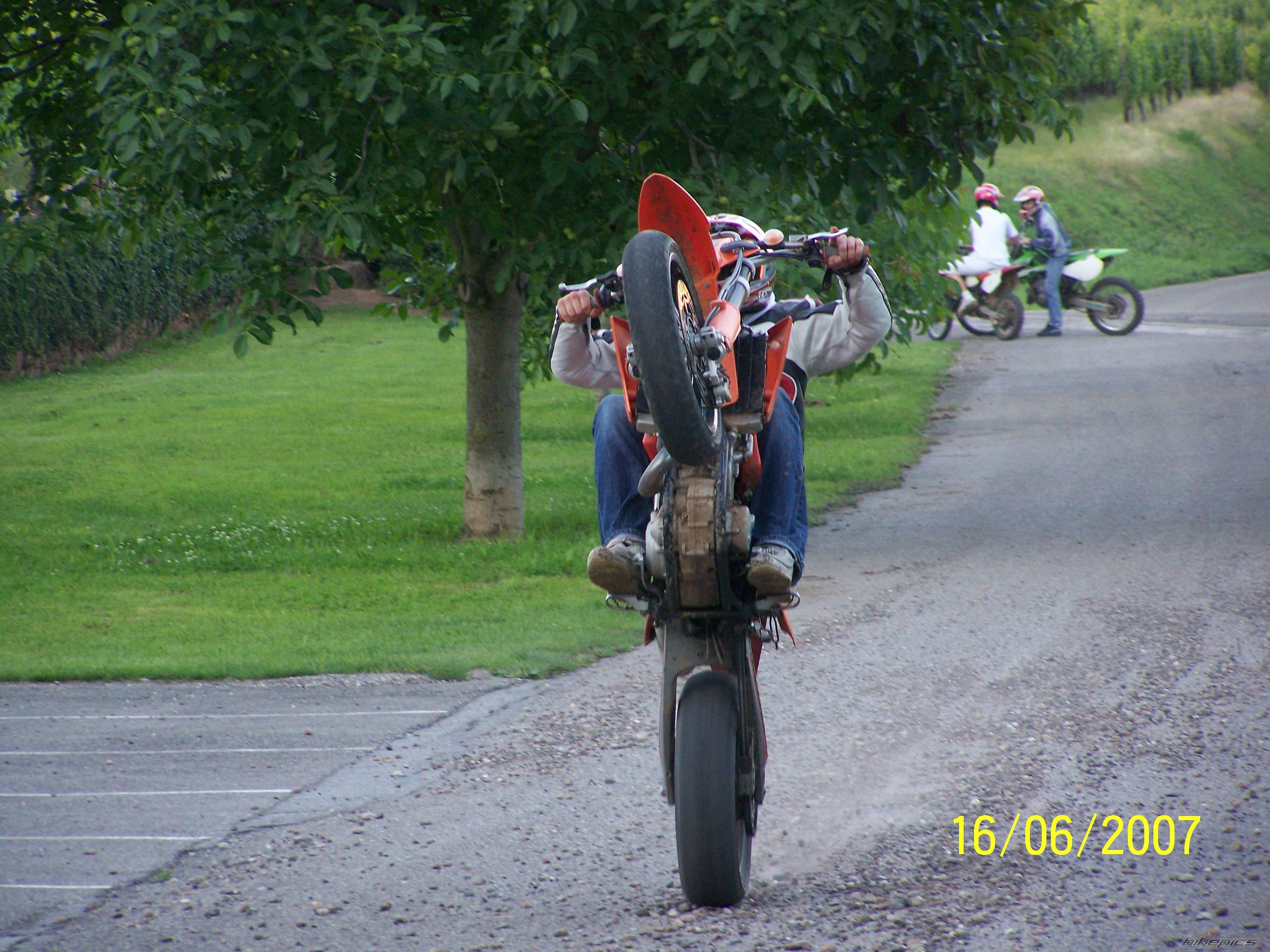 Photo 957195