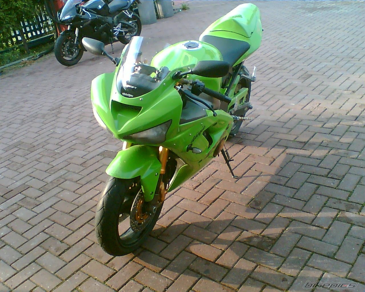 Bike Photo 960315