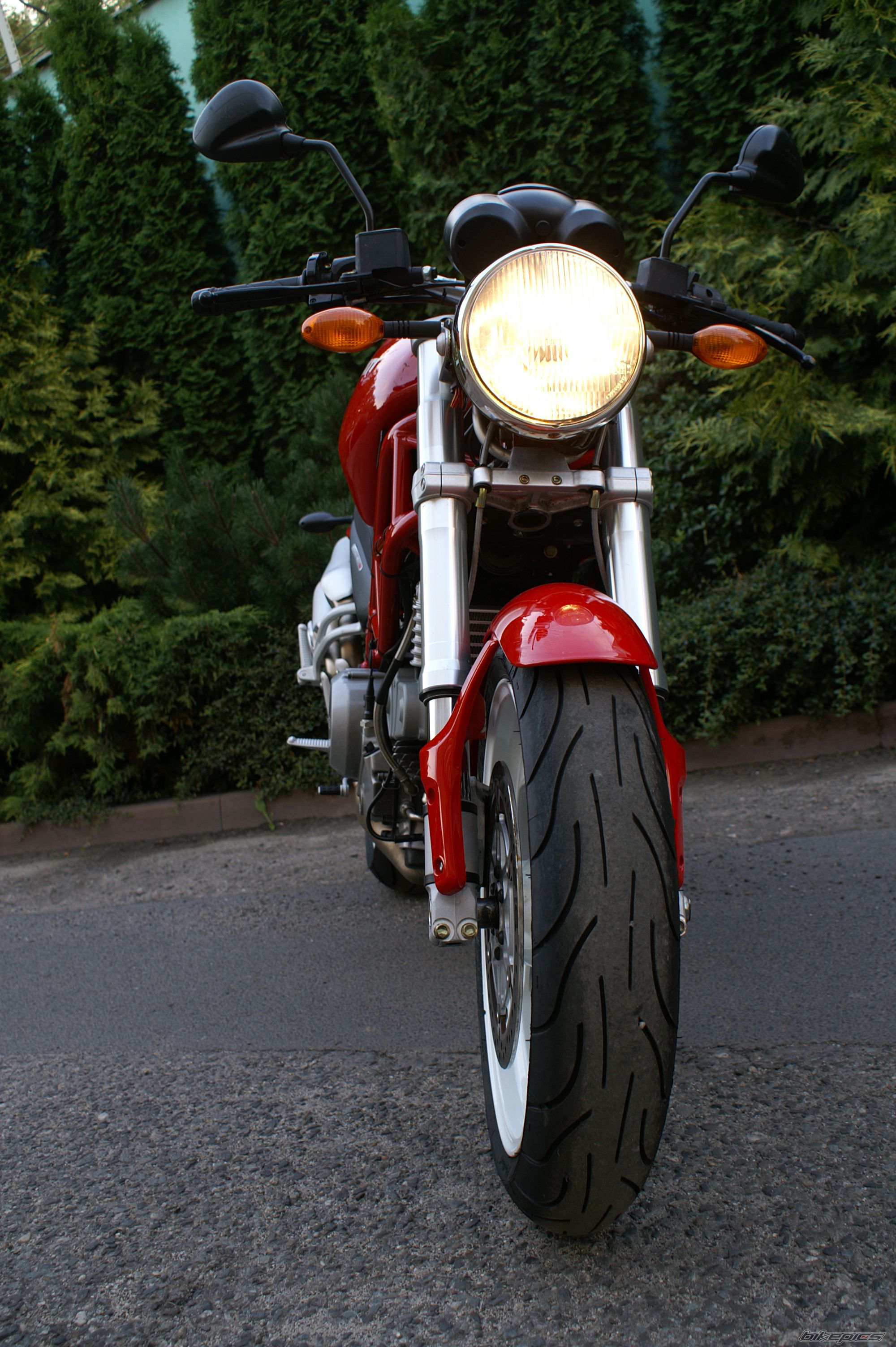 Bike Photo 960619
