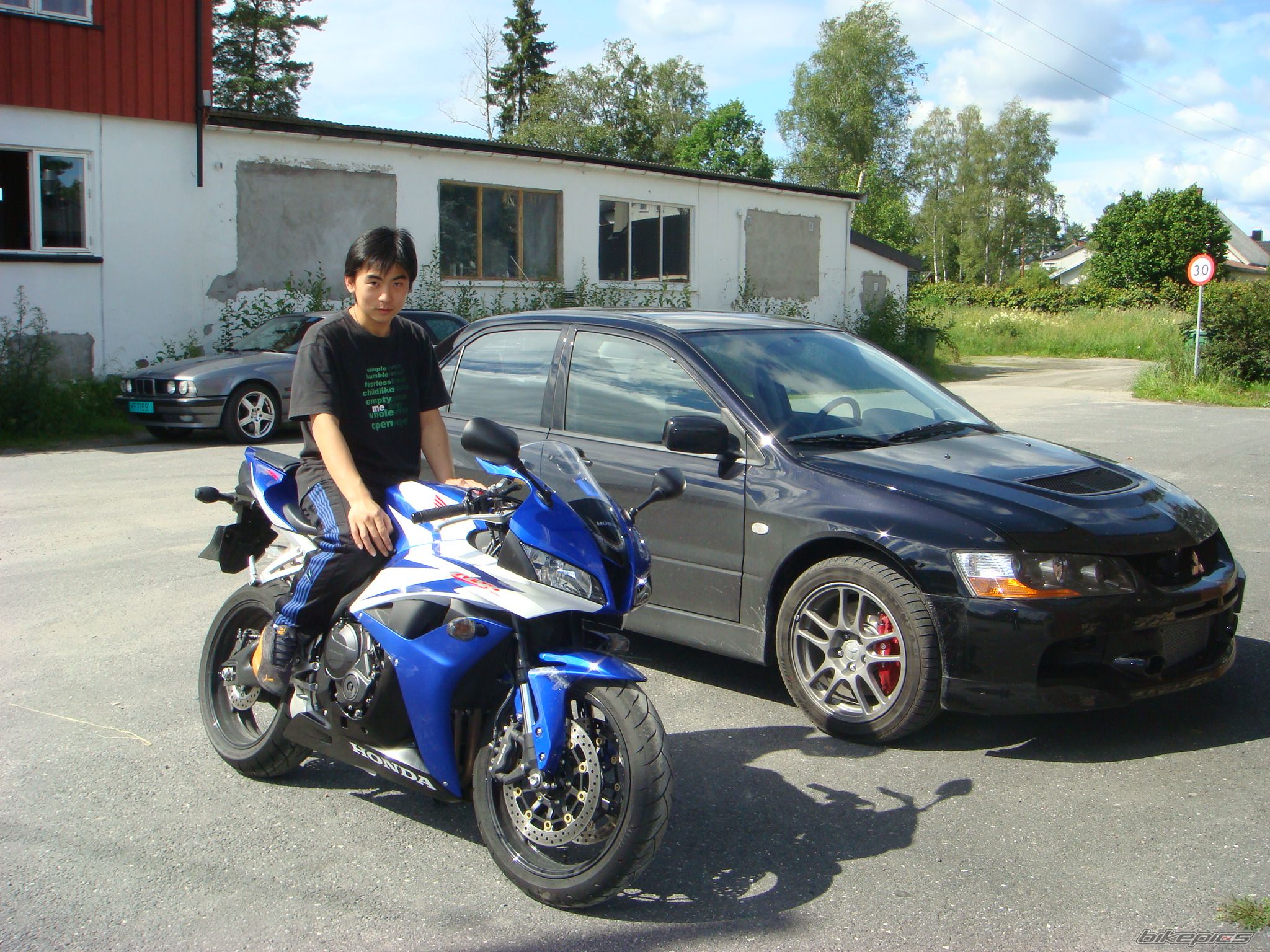 Bike Photo 962695