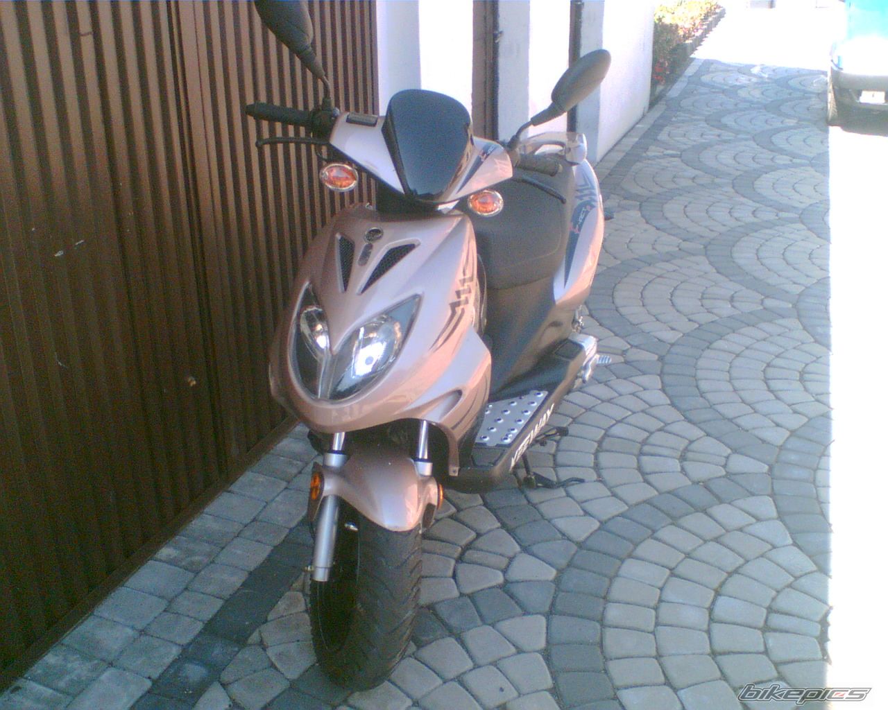 Bike Photo 963028