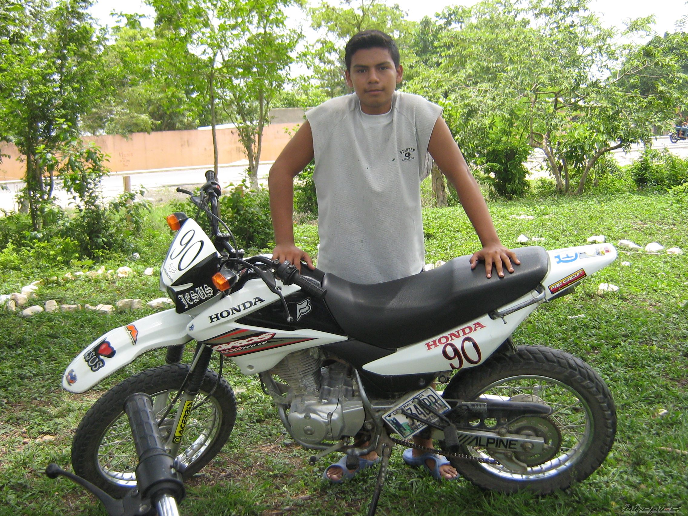 Photo 963325
