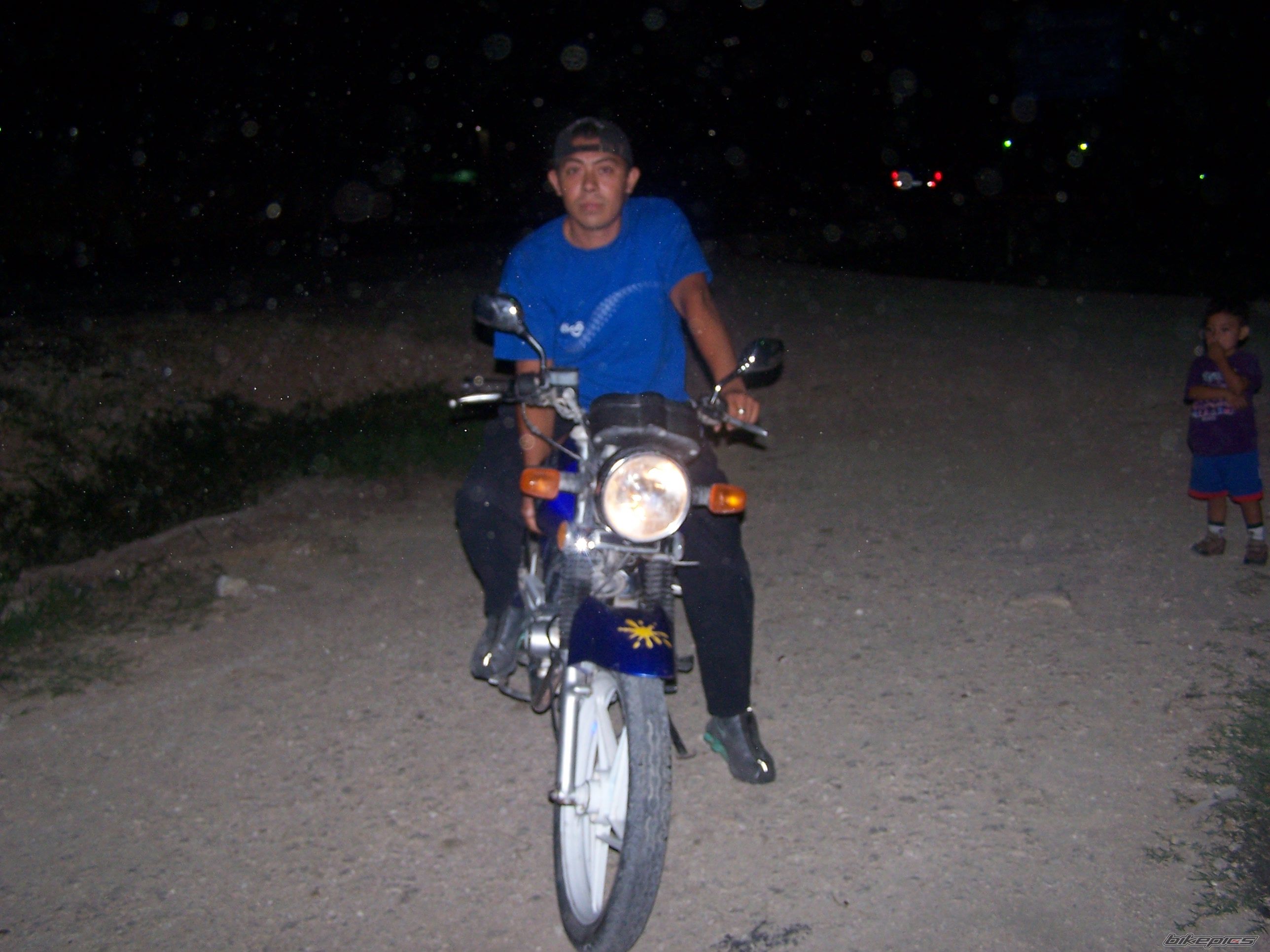 Photo 963649