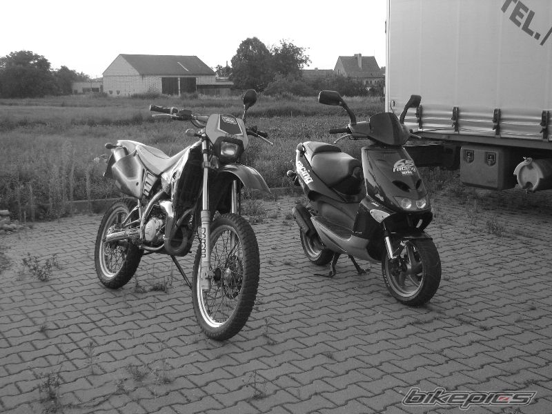 Photo 963733