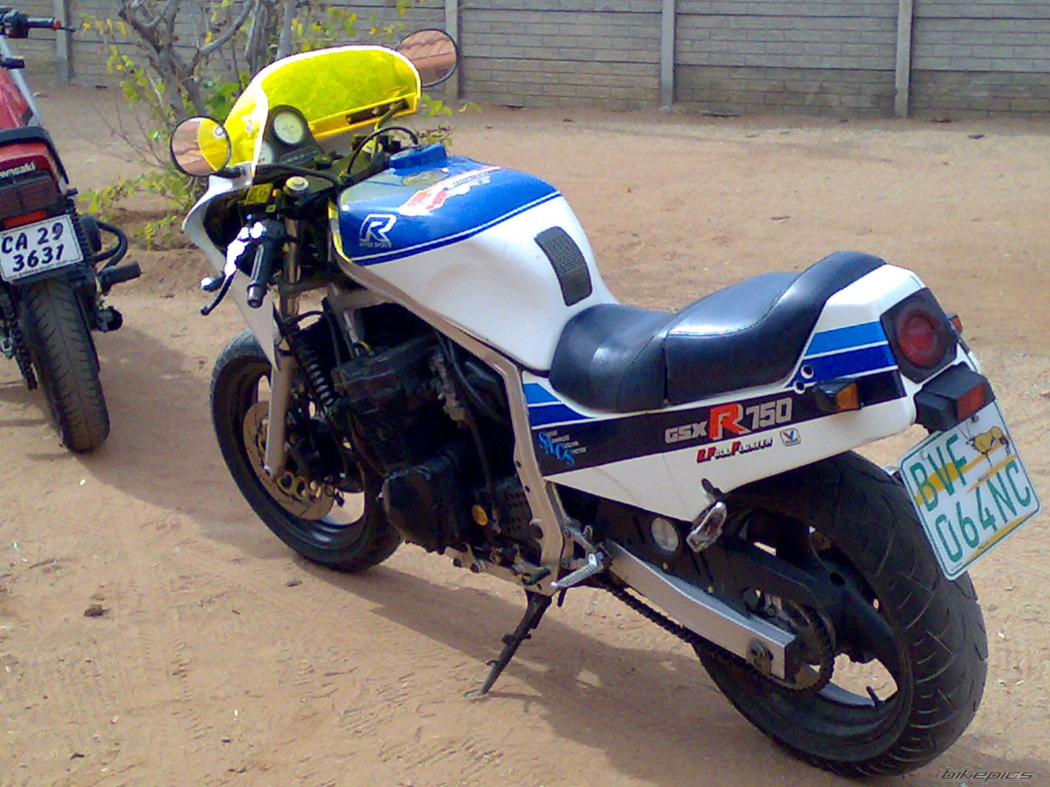 Bike Photo 964129