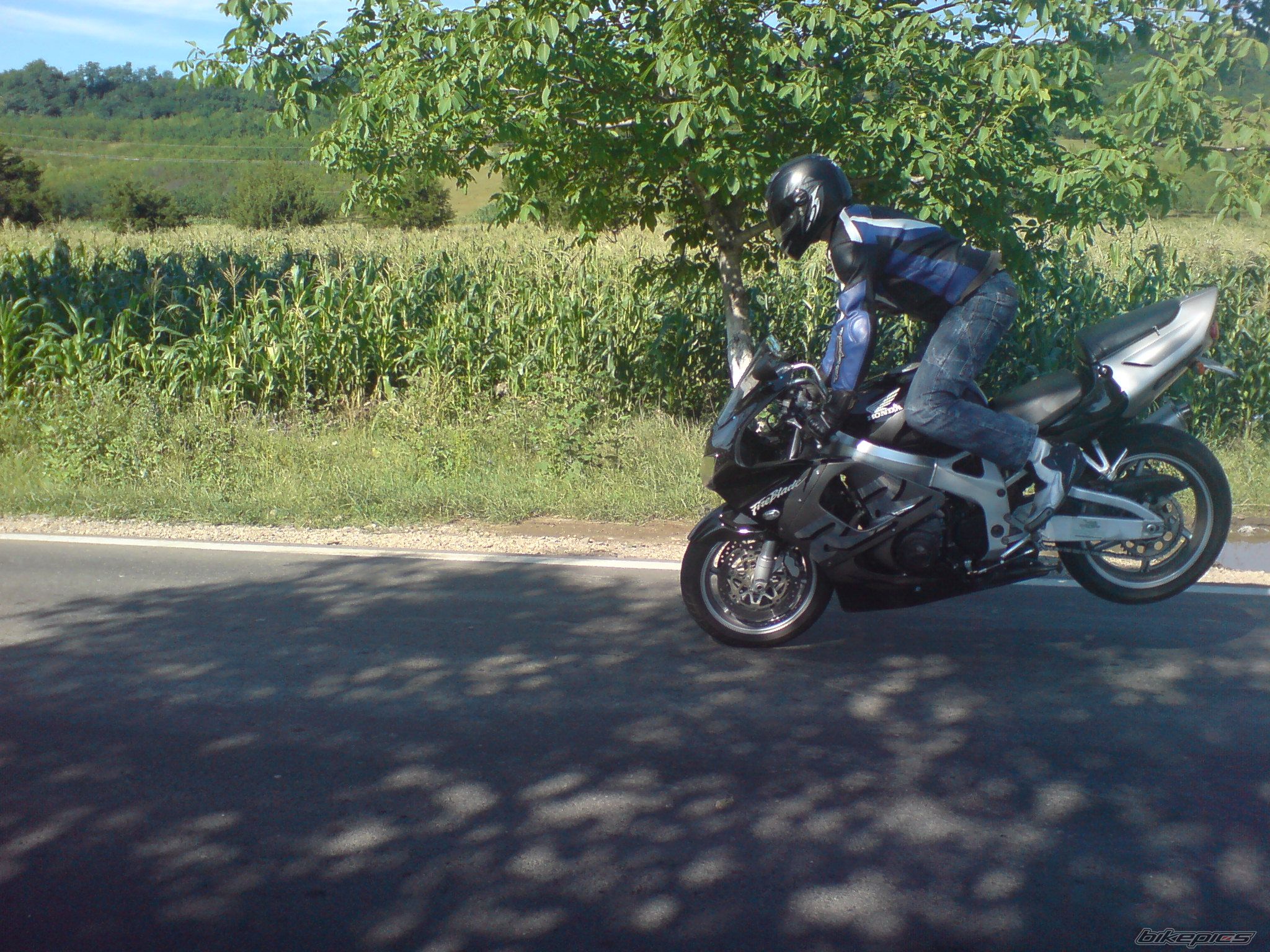 Bike Photo 964612
