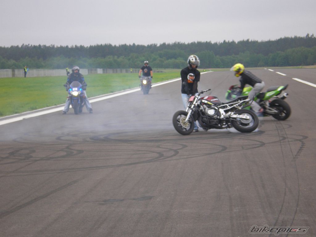 Photo 965643