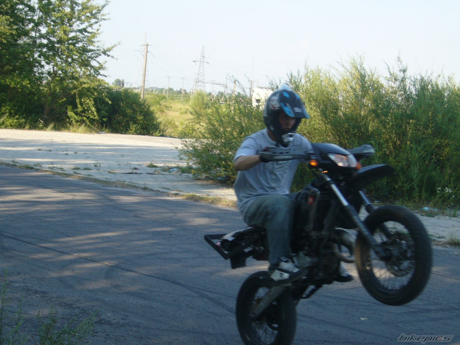 Photo 965936