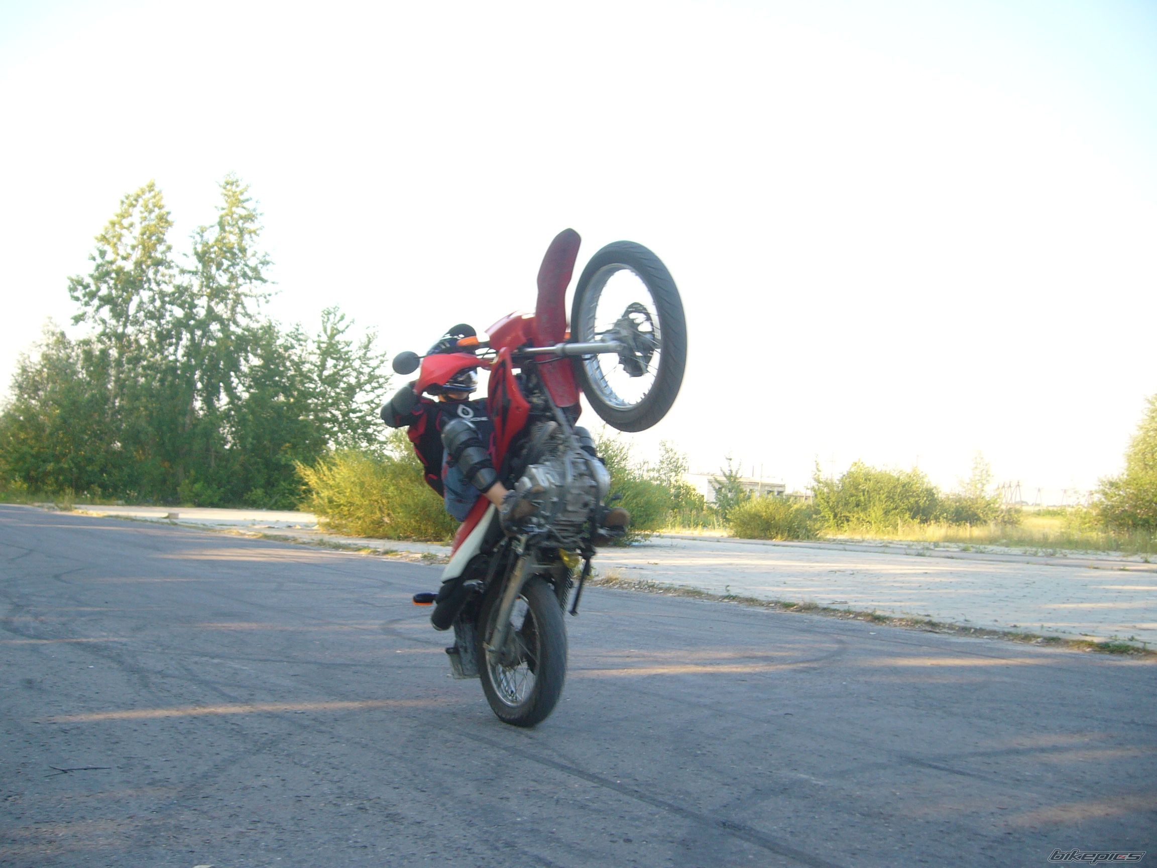 Bike Photo 966000