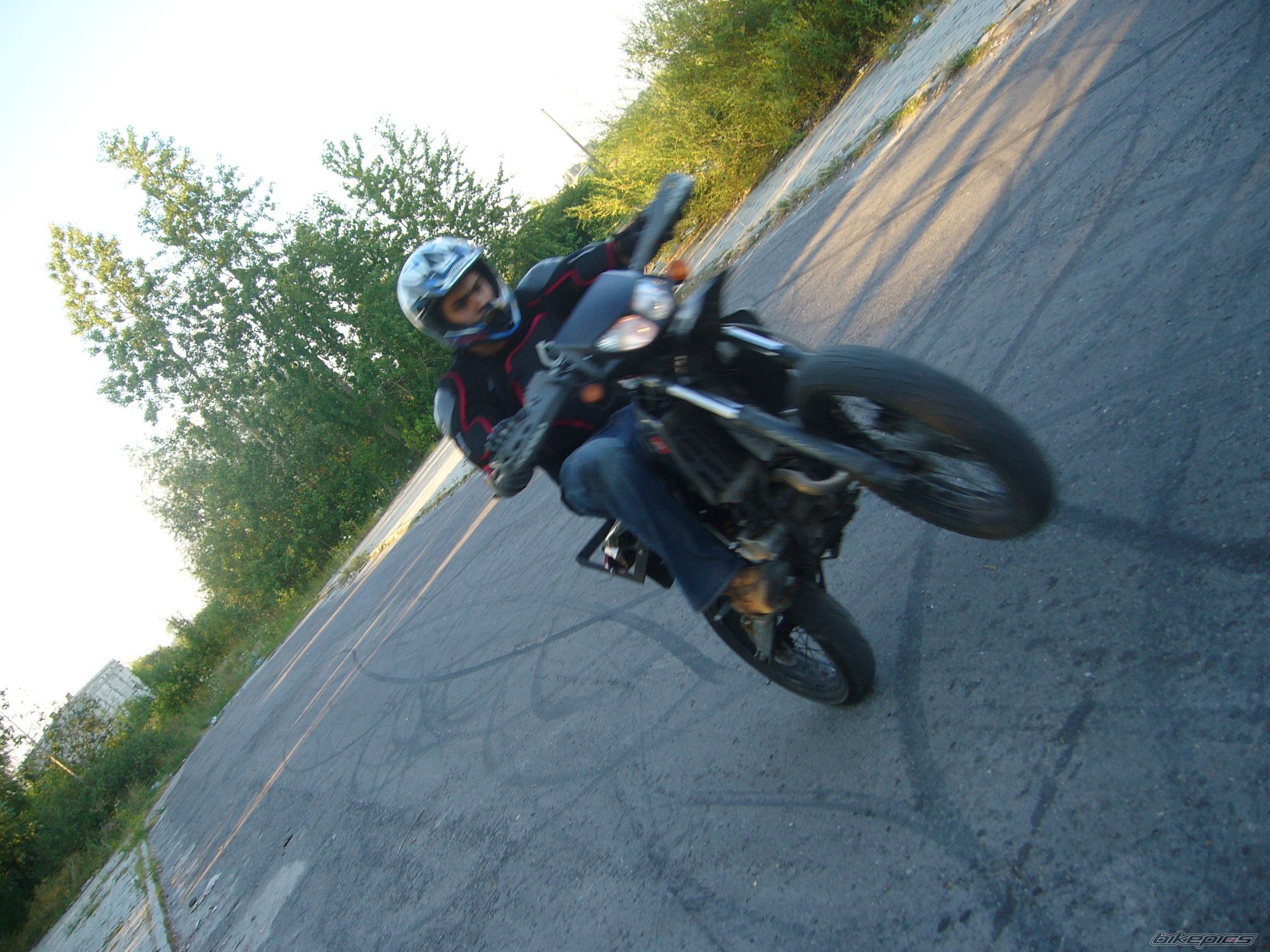 Bike Photo 966015