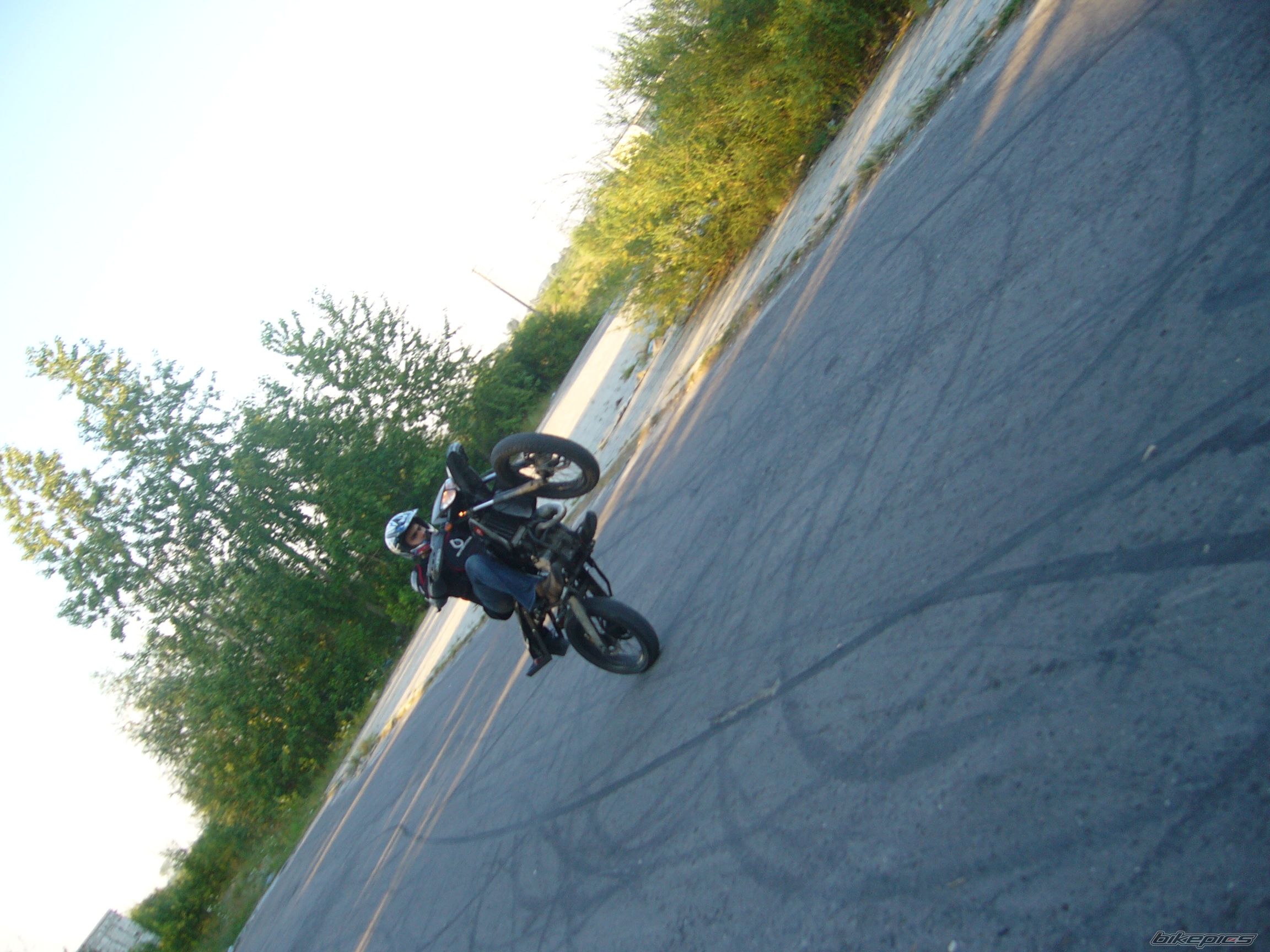 Bike Photo 966032