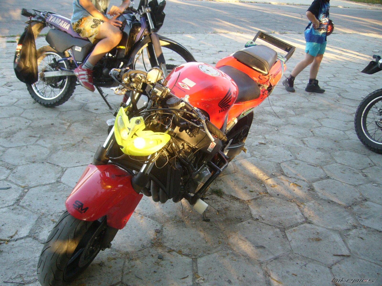 Photo 966051