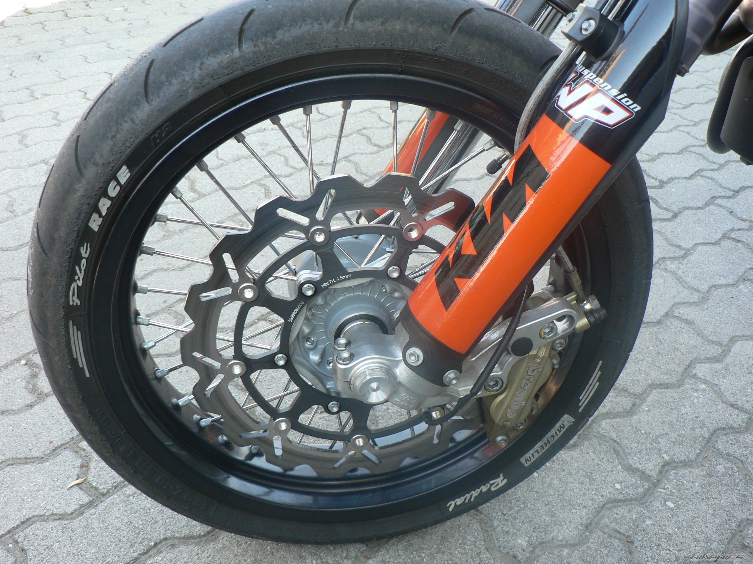 Bike Photo 966099