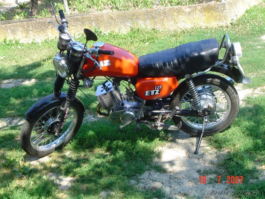 Bike Photo 966436